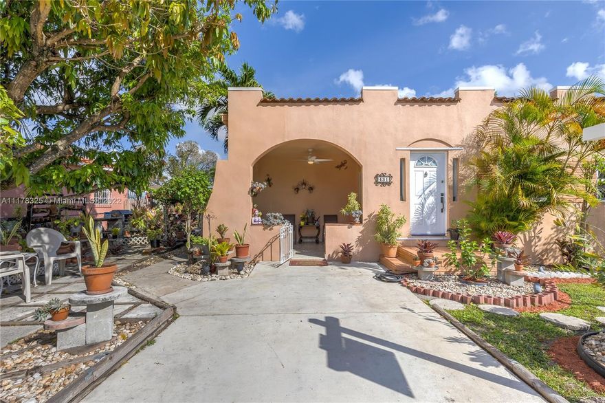 Make it Rein! Prepare to be impressed with this beautiful property located in sought after Old Coral Gables! This 4BED/3BATH. Upon entering you will be greeted by a sweet bar adjoining the living room with beautiful decorative fireplace, perfect for all your entertainment needs, leading to the dining area and kitchen with new white cabinetry, breakfast area & stainless steel appliances. Primary bedroom offers master bath with combined shower & tub and storage cabinets. Enjoy your leisure time relaxing in the open porch entrance of the house. Backyard full of lovely fruit trees like Mangos, Bananas & Cherries. Minutes away from the expressway, 8th street, malls etc. A Beautiful Miami Home!