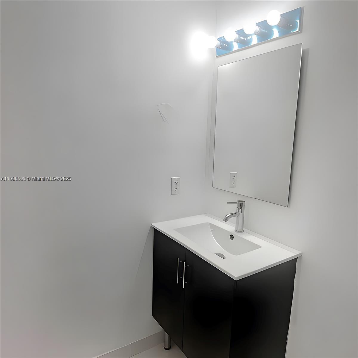 PARADISE GARDENS - Residential