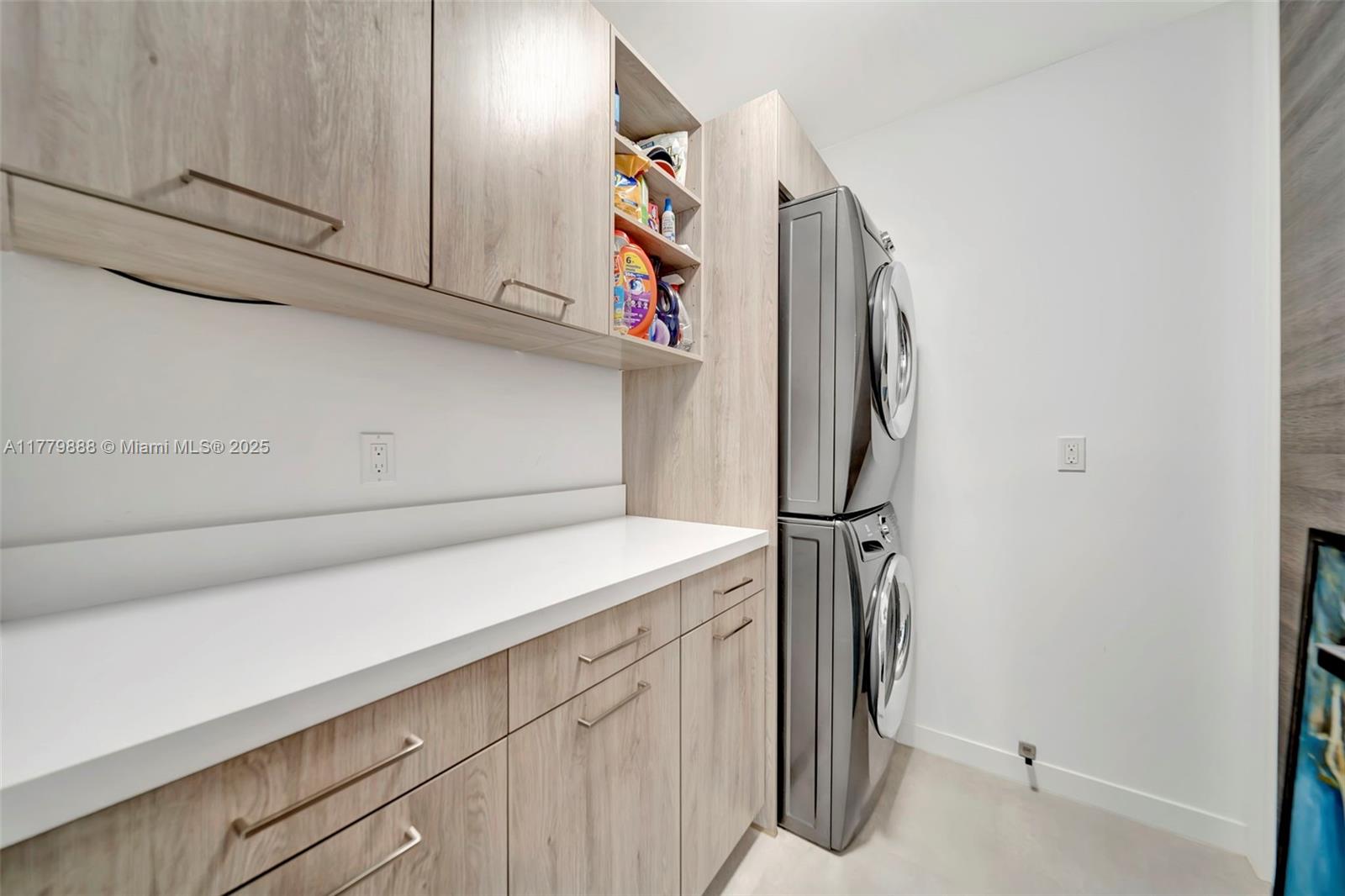 VICTORIA PARK CORR AMEN P - Residential