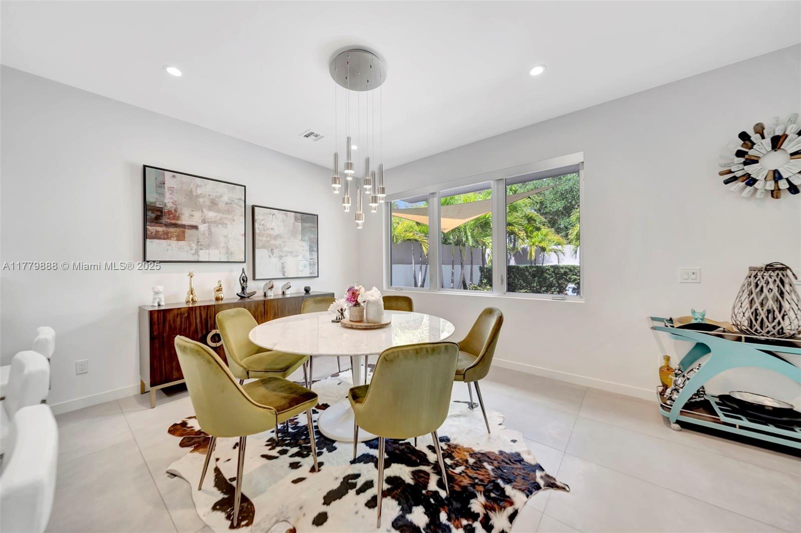 VICTORIA PARK CORR AMEN P - Residential