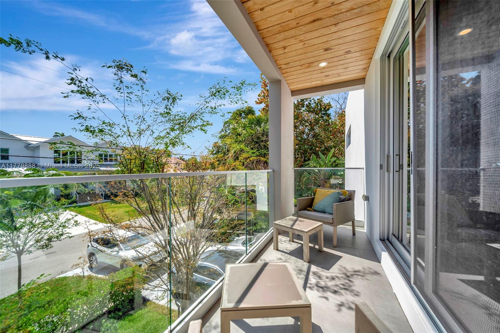 VICTORIA PARK CORR AMEN P - Residential