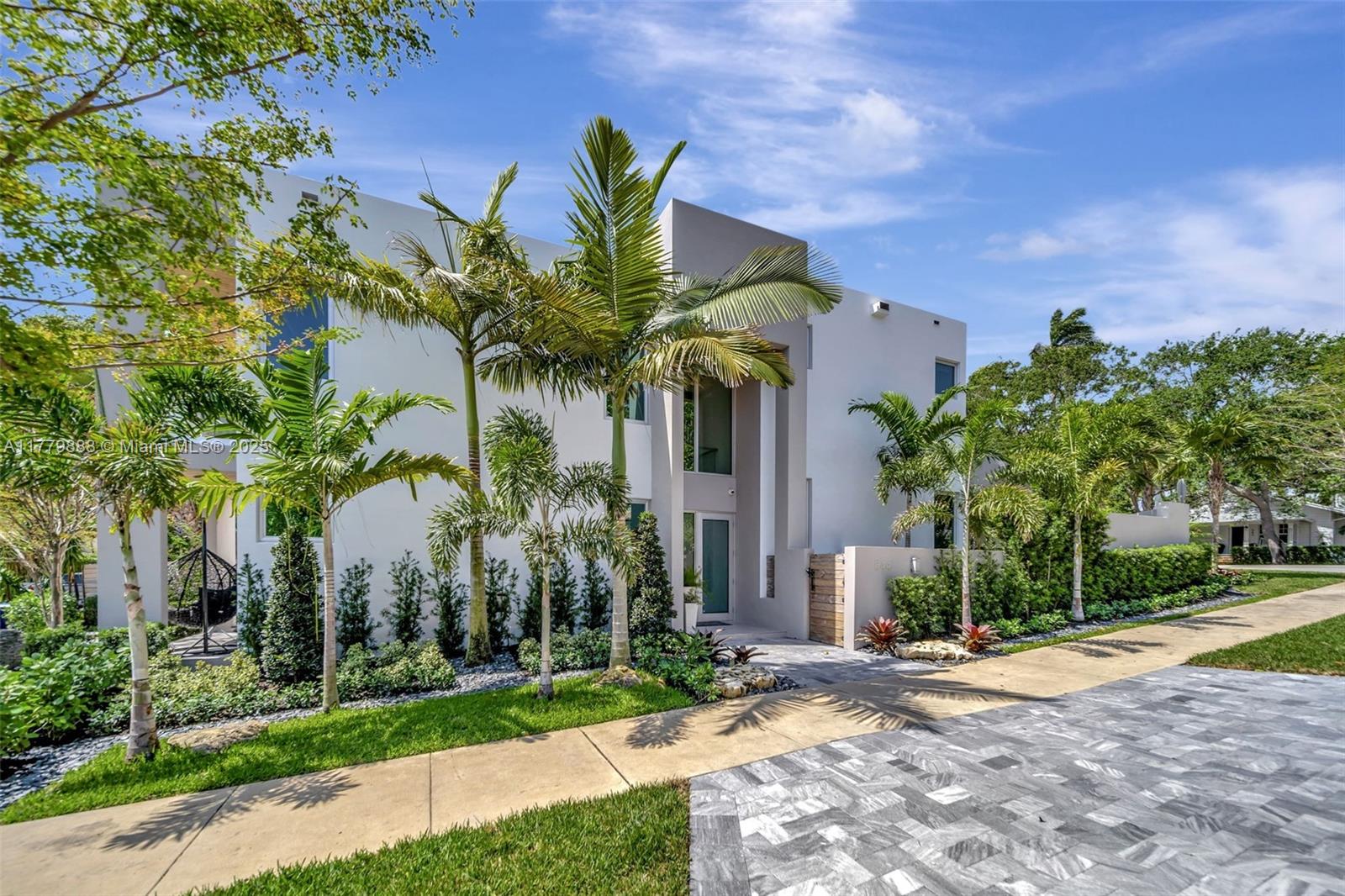 VICTORIA PARK CORR AMEN P - Residential
