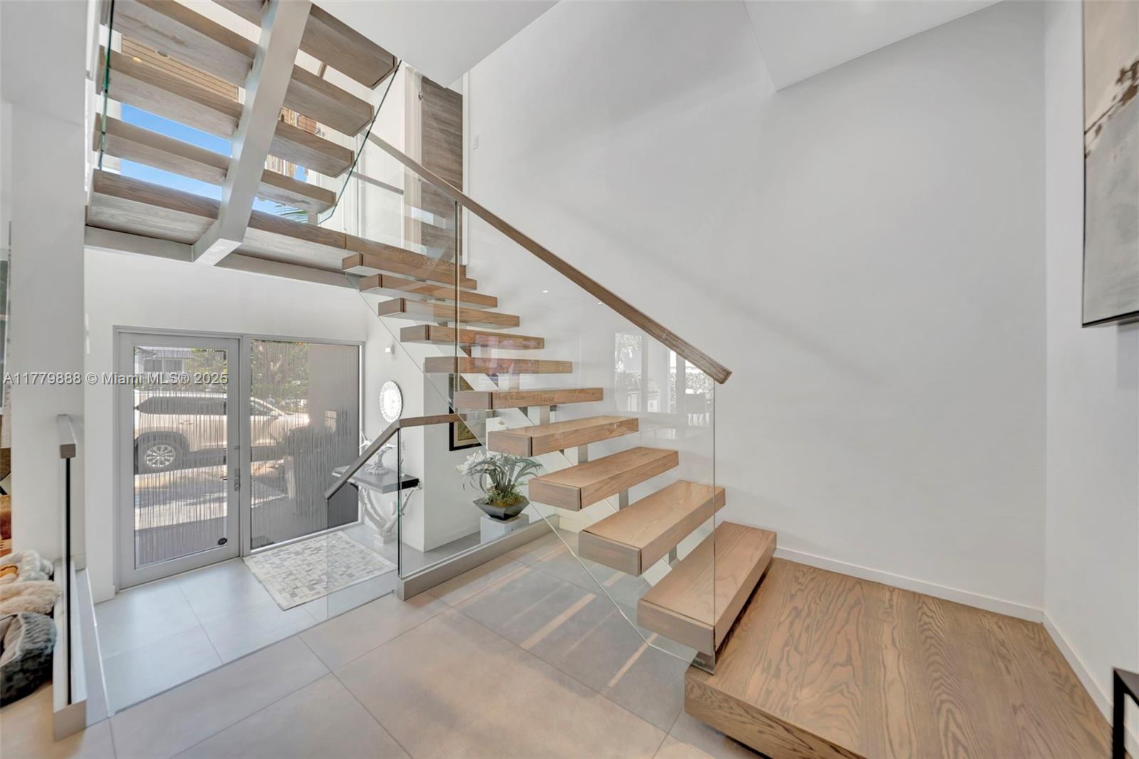 VICTORIA PARK CORR AMEN P - Residential