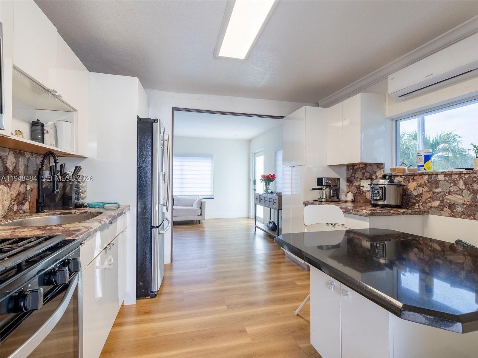 FLAMINGO ESTATES - Residential