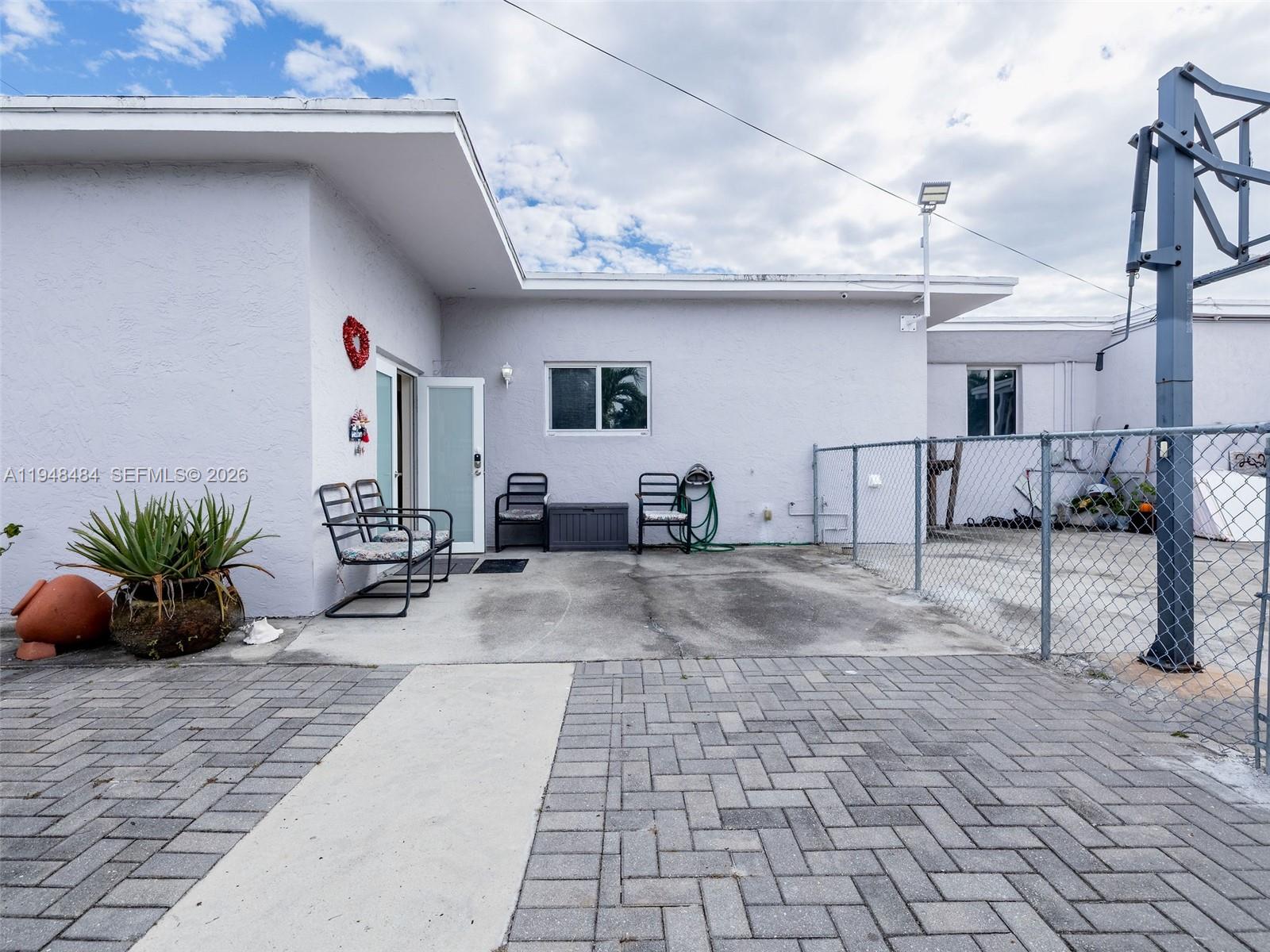 FLAMINGO ESTATES - Residential