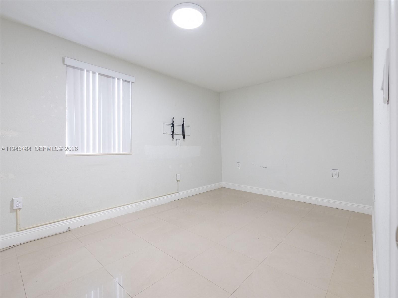 FLAMINGO ESTATES - Residential