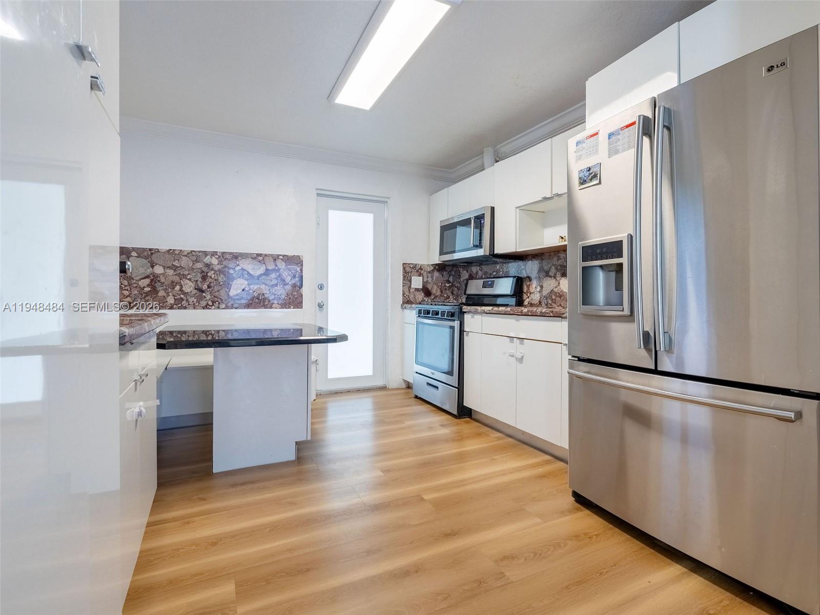 FLAMINGO ESTATES - Residential