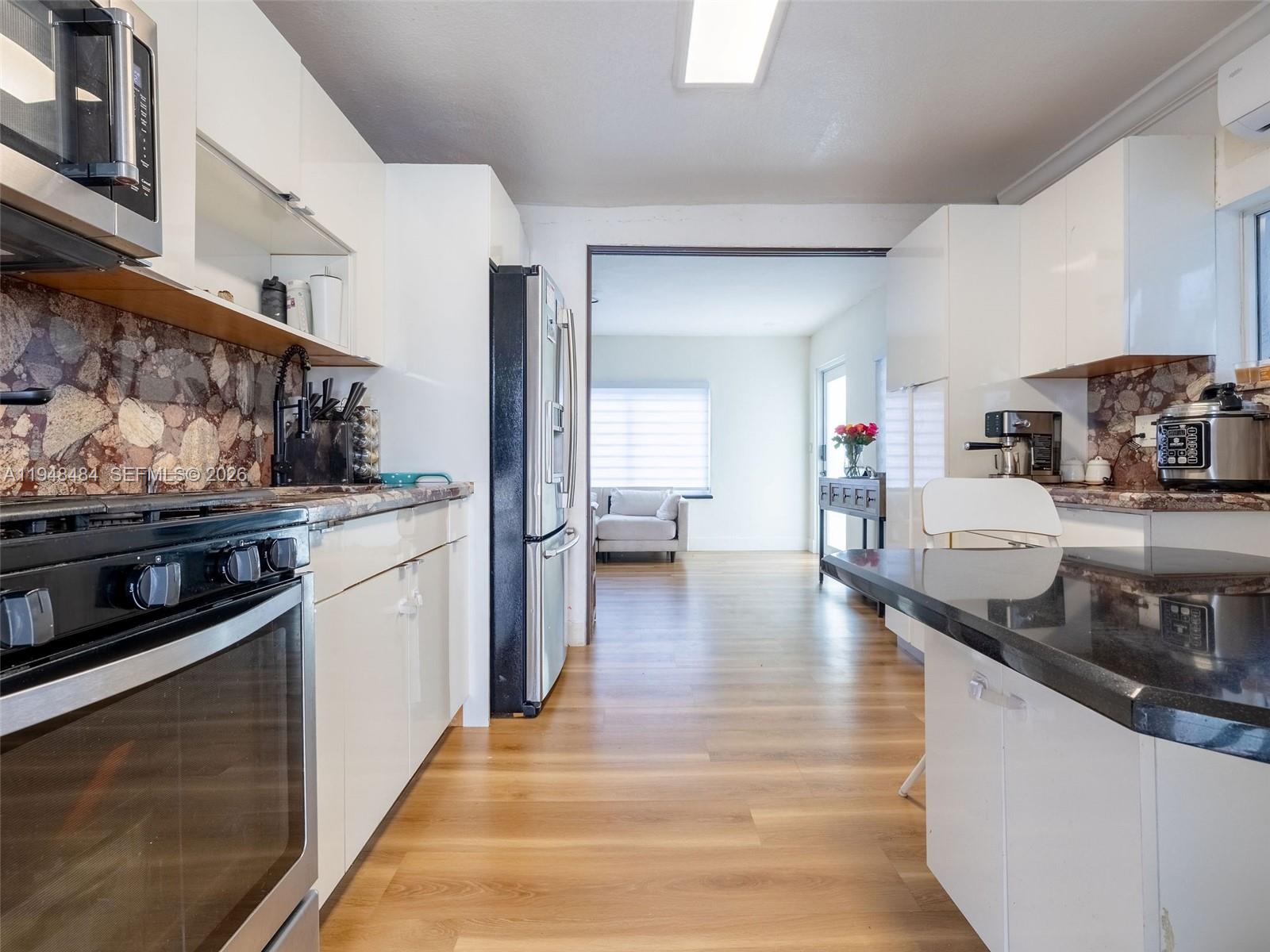 FLAMINGO ESTATES - Residential