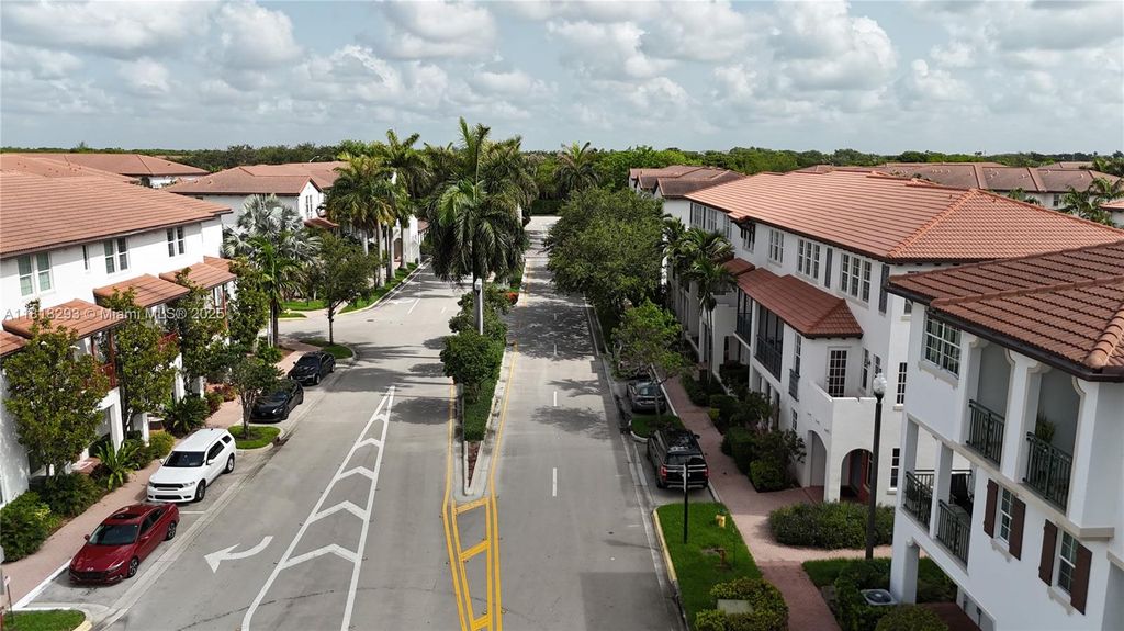 Photo of 11959 SW 27th Ct #11959, Miramar, FL 33025 (MLS # A11818293)