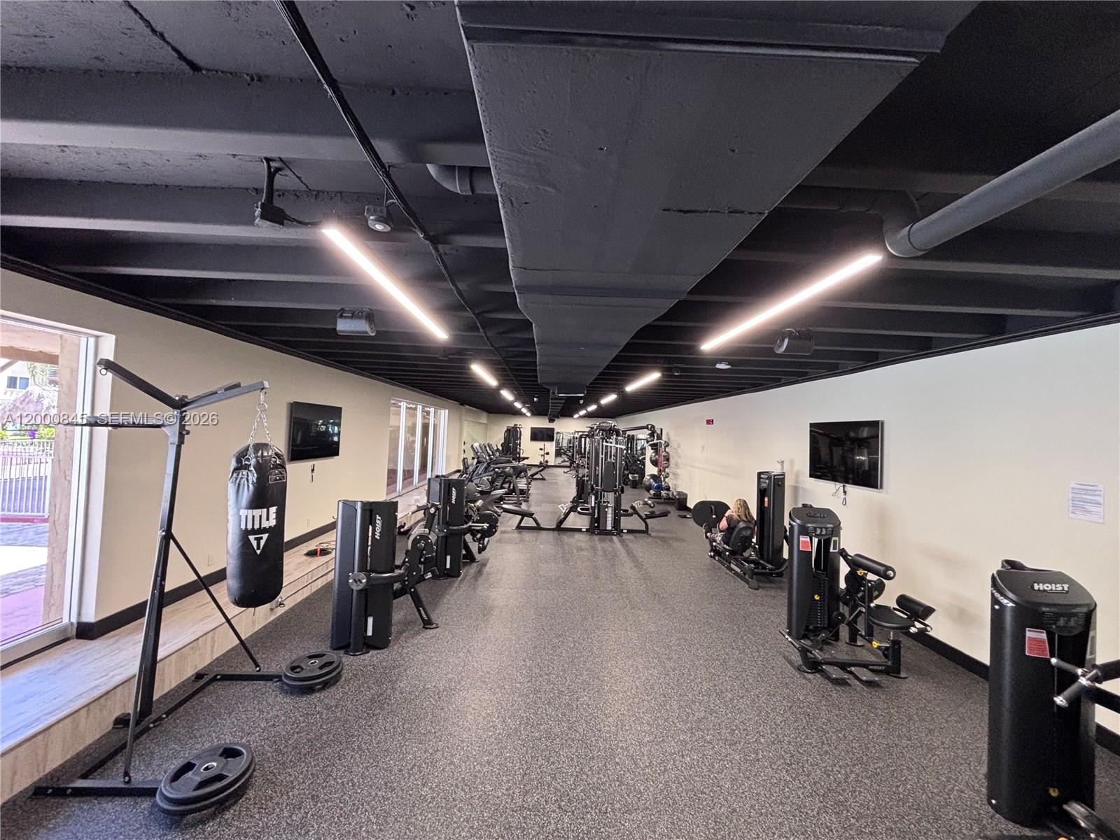 POLYNESIAN GARDENS CONDOM - Residential Lease