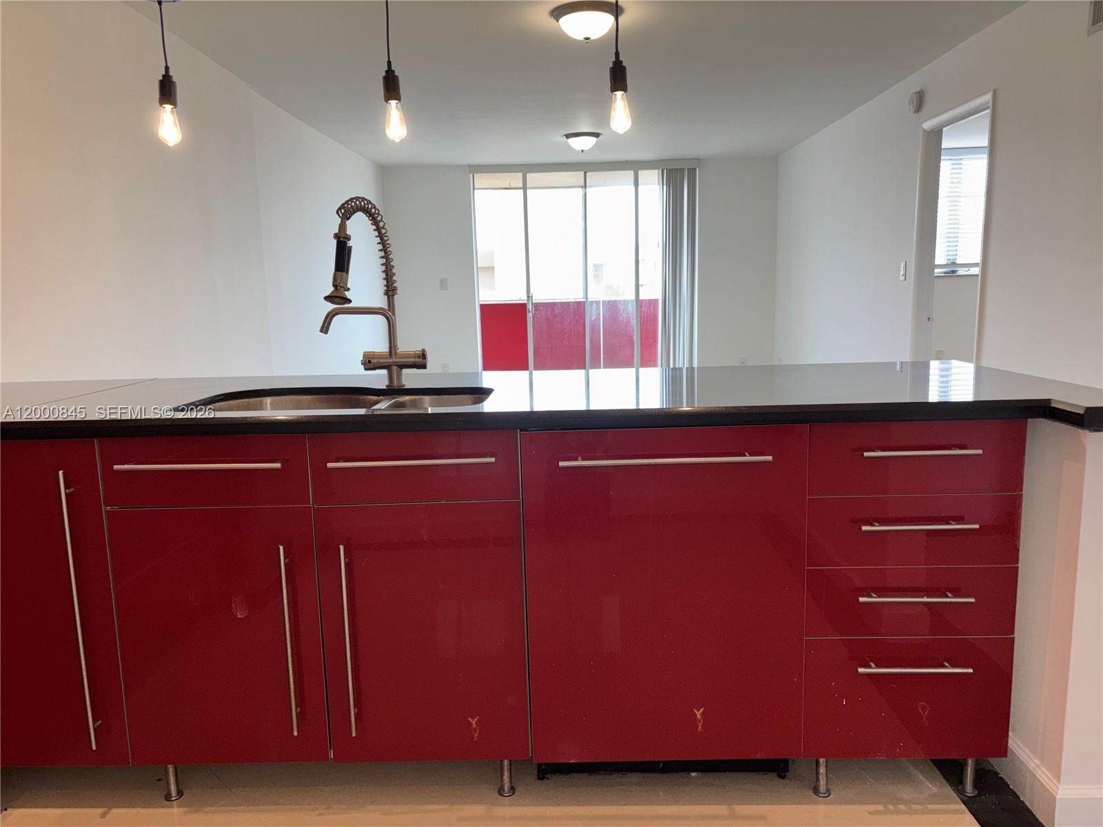 POLYNESIAN GARDENS CONDOM - Residential Lease