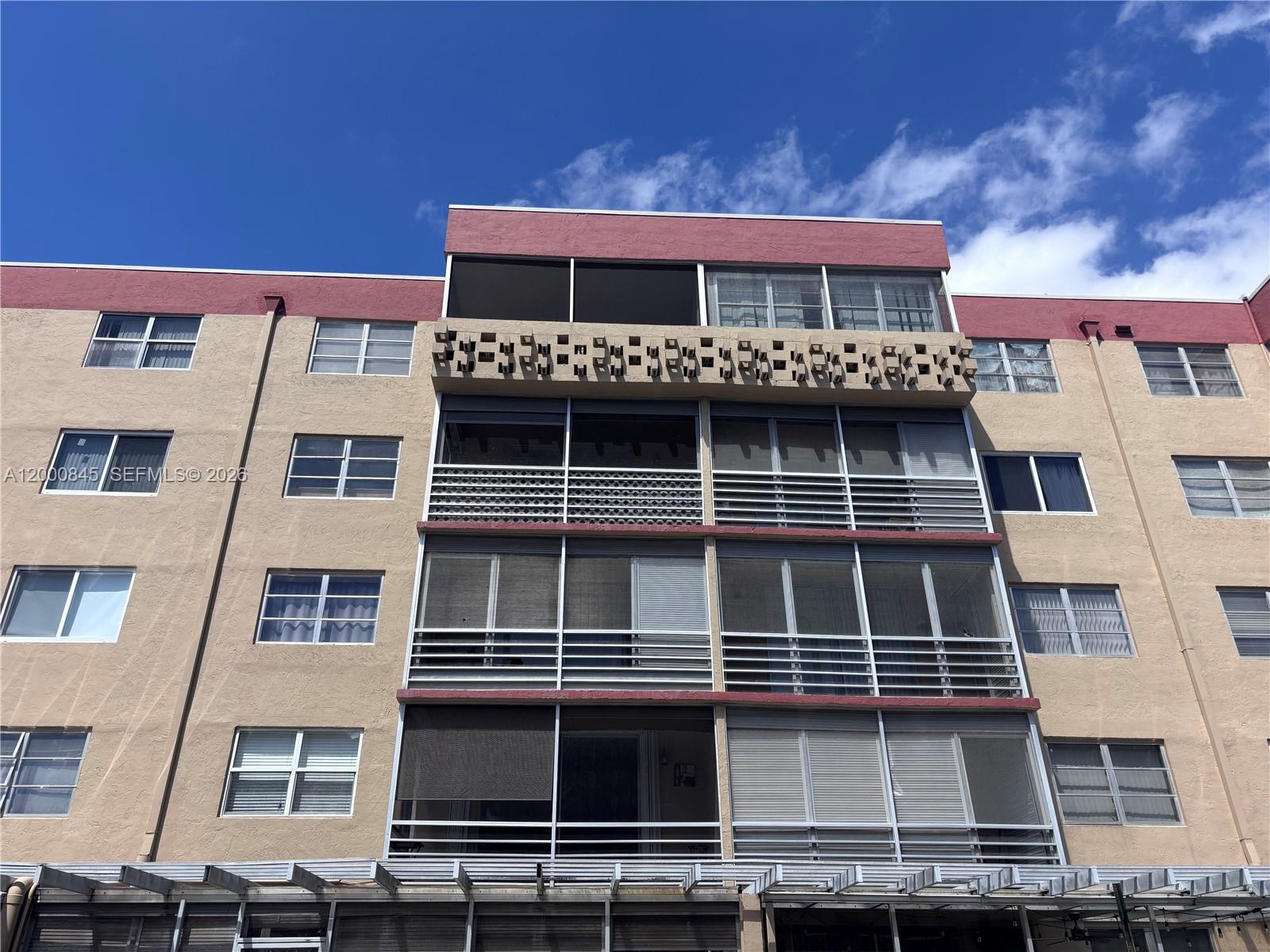 POLYNESIAN GARDENS CONDOM - Residential Lease