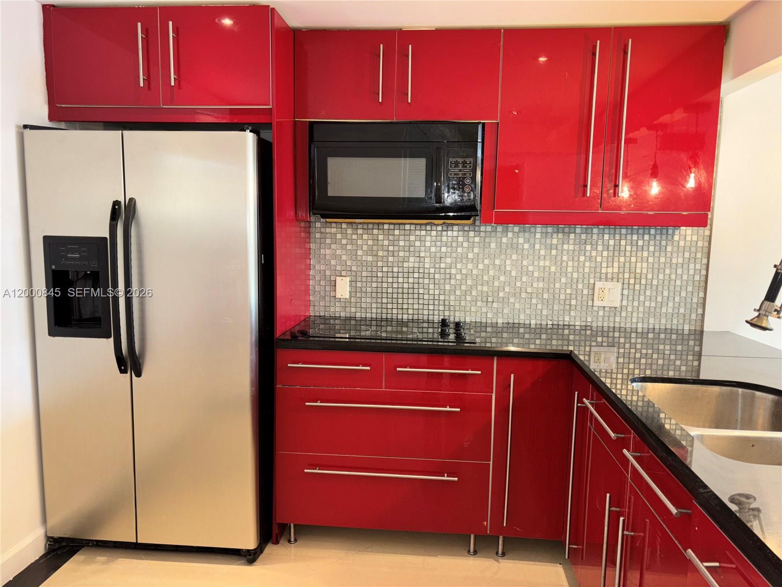 POLYNESIAN GARDENS CONDOM - Residential Lease