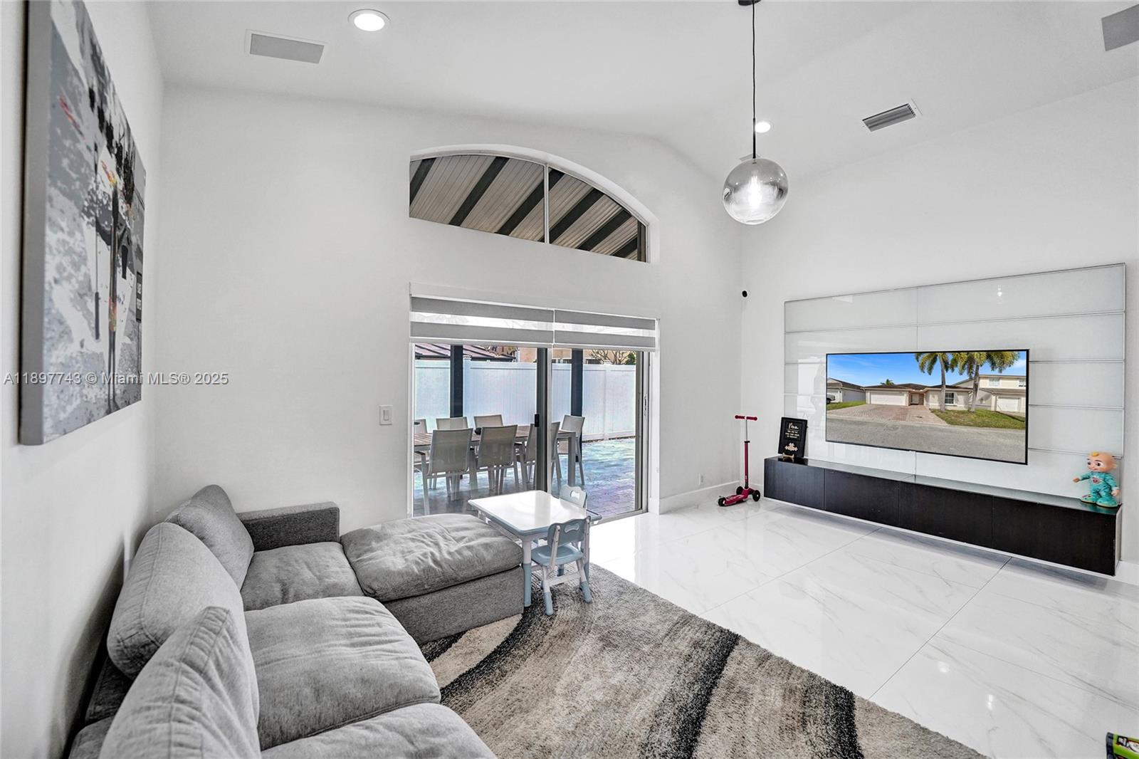 BANYAN OAKRIDGE PLAT - Residential