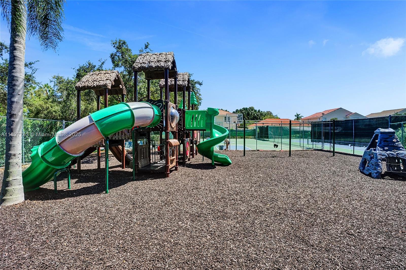 BANYAN OAKRIDGE PLAT - Residential