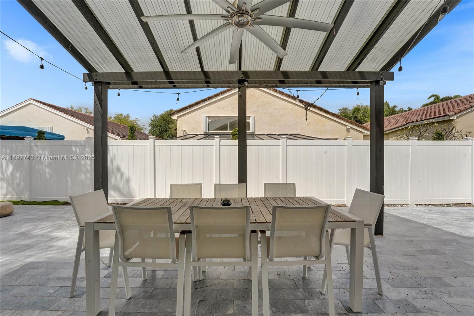 BANYAN OAKRIDGE PLAT - Residential