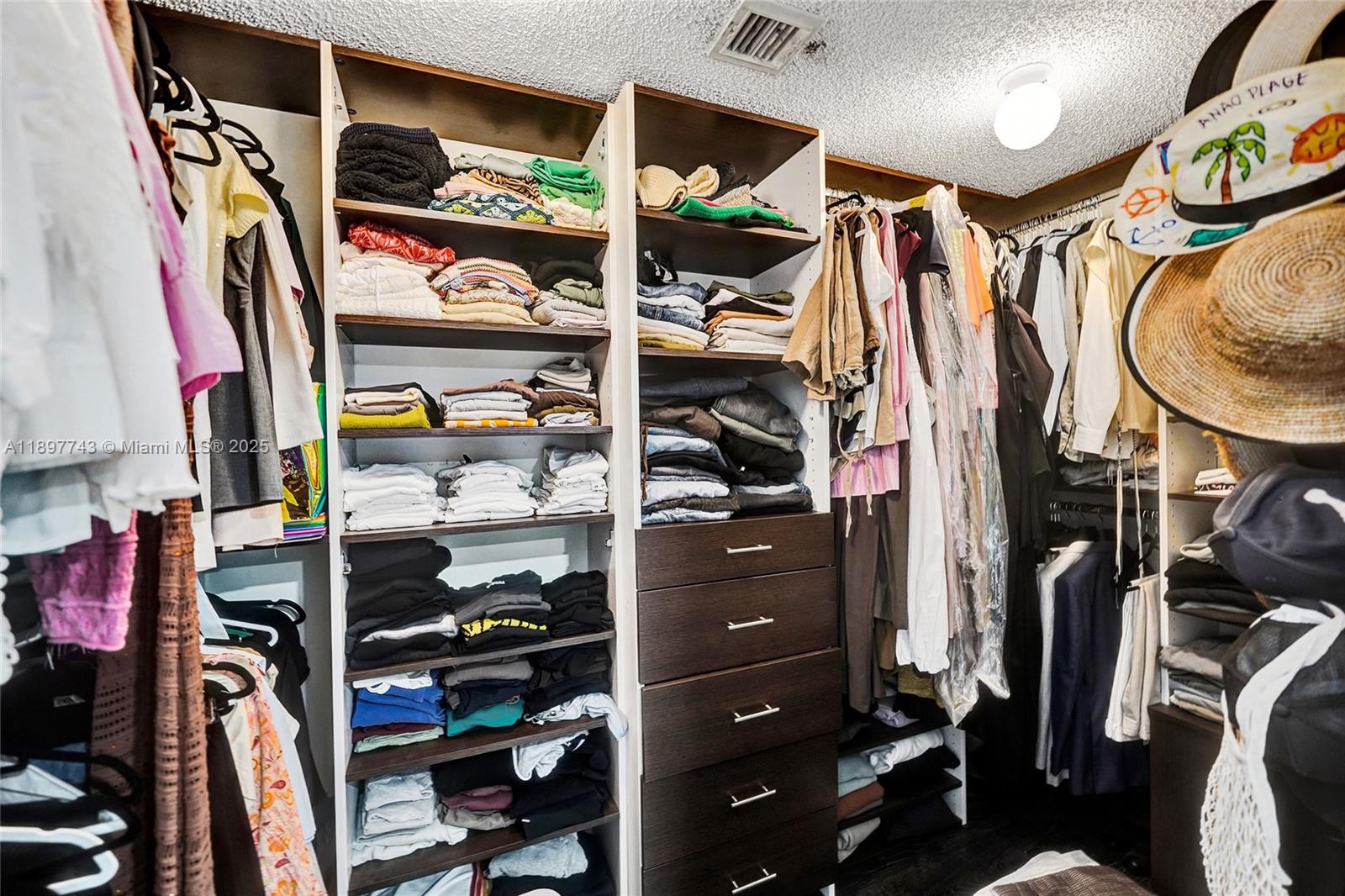 BANYAN OAKRIDGE PLAT - Residential