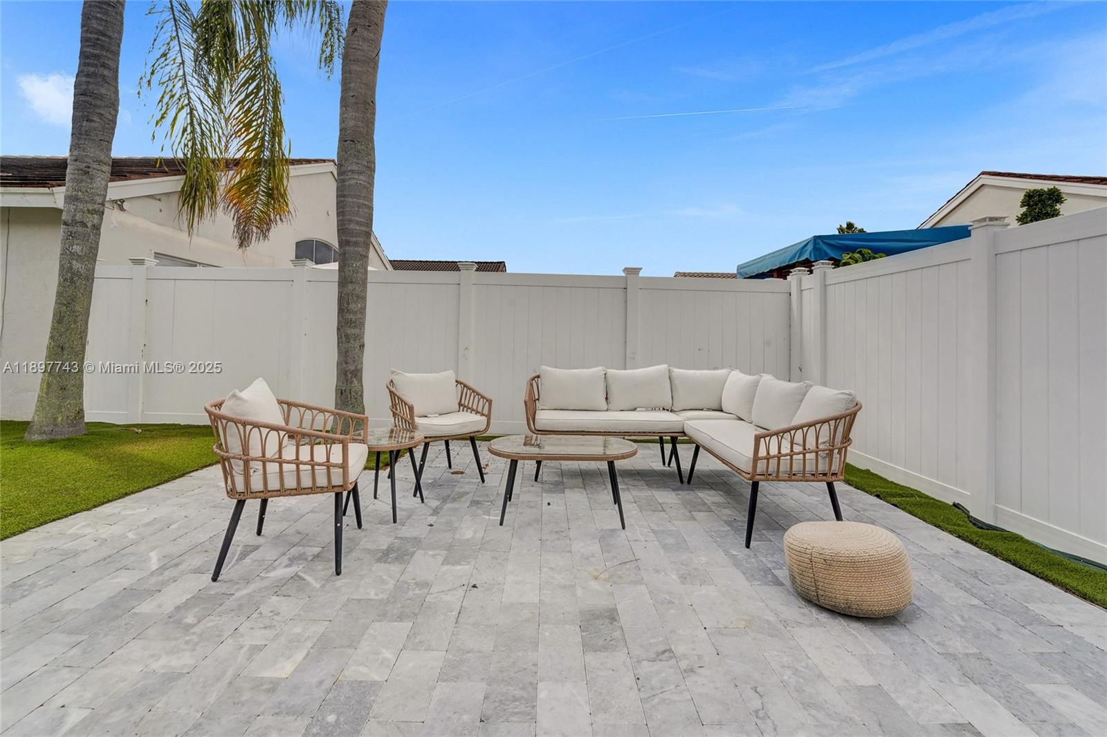 BANYAN OAKRIDGE PLAT - Residential