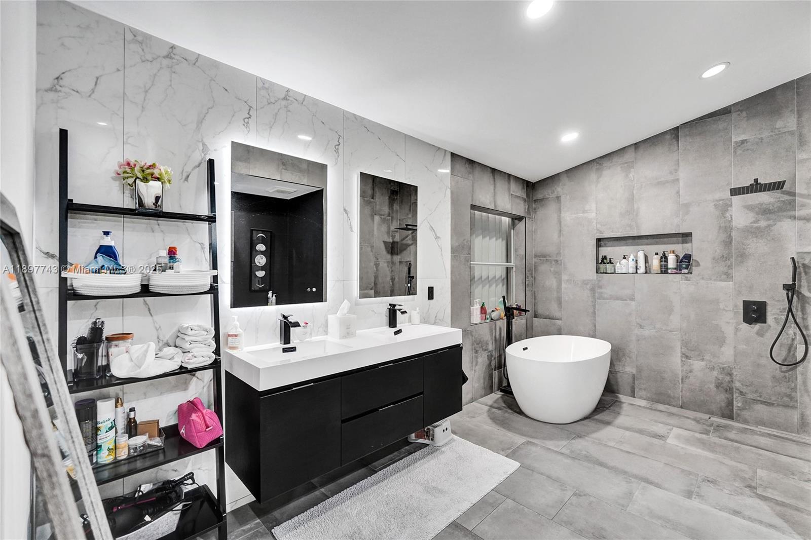 BANYAN OAKRIDGE PLAT - Residential