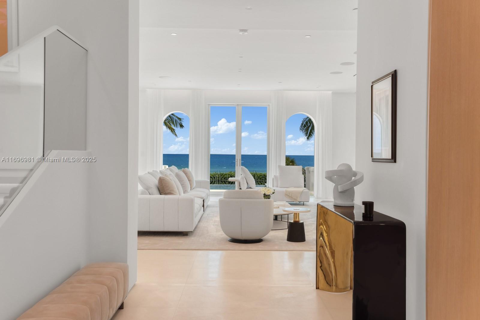5959 Collins Ave 3005