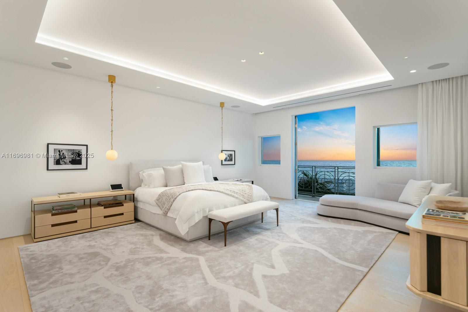 THE RESIDENCES AT THE BAT - Residential