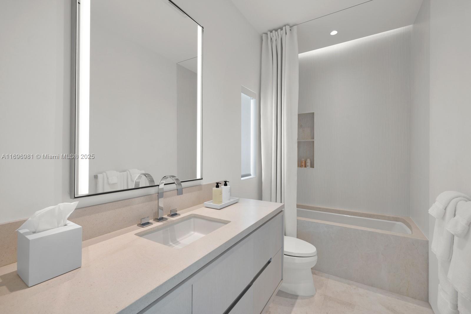 THE RESIDENCES AT THE BAT - Residential