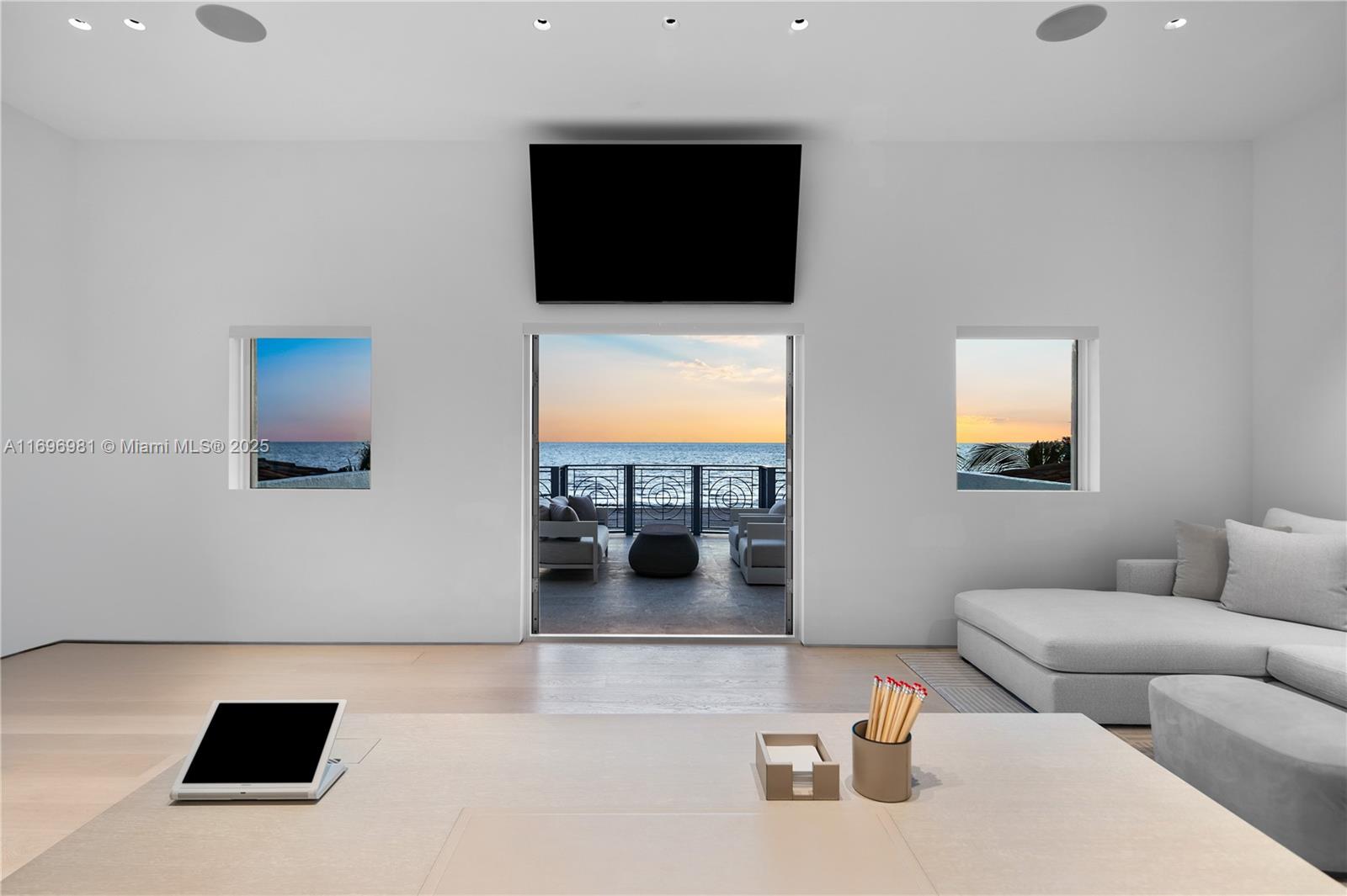 THE RESIDENCES AT THE BAT - Residential