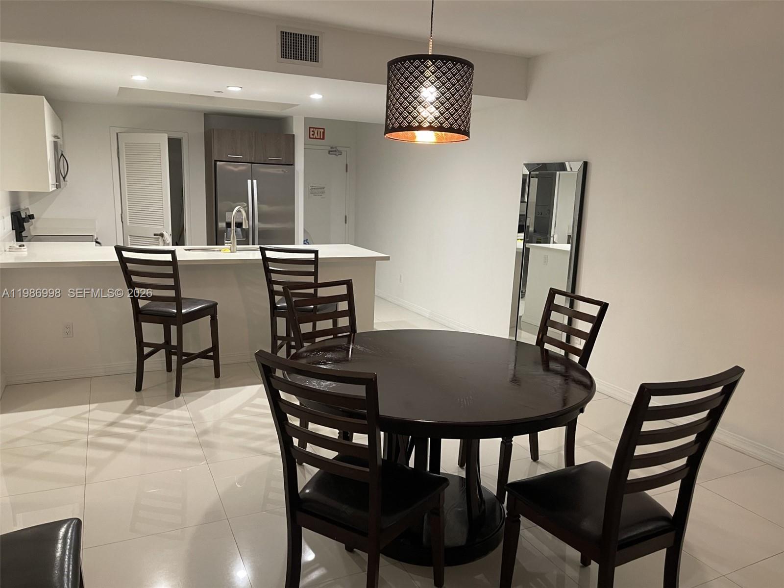 BAY BREEZE RESIDENCES CON - Residential Lease