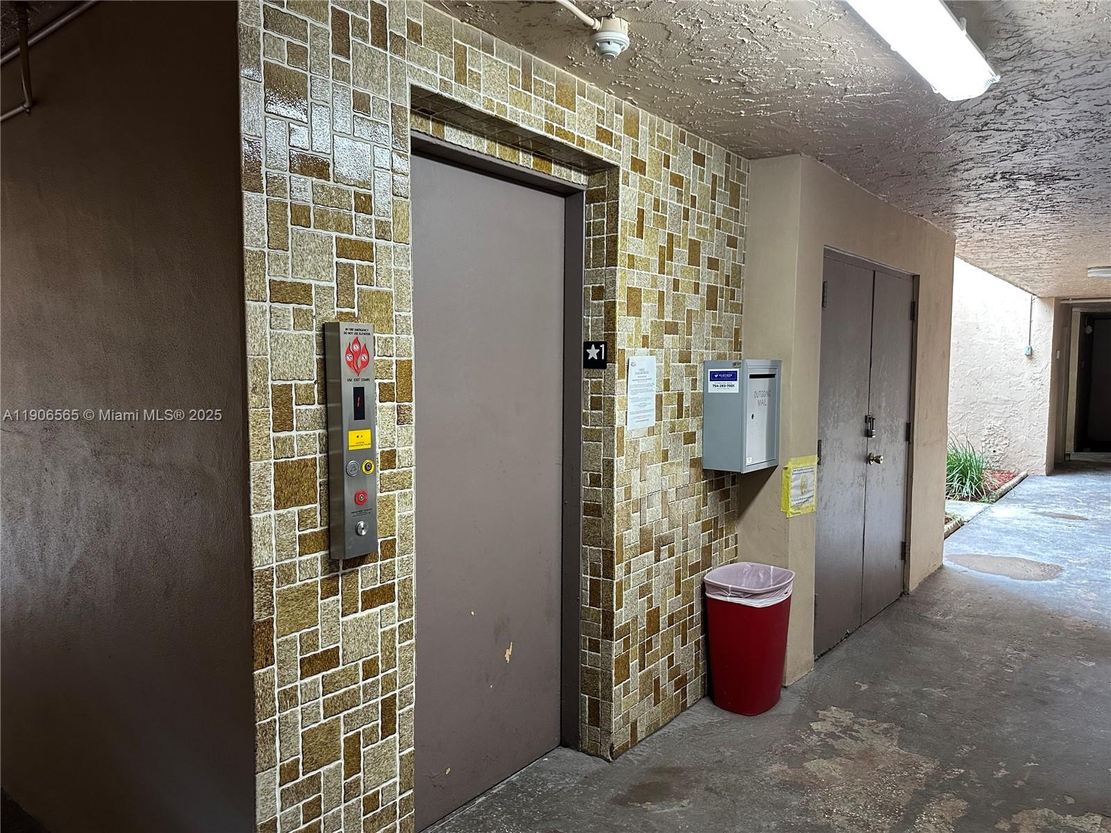 LIVE OAK CONDO EIGHT - Residential Lease