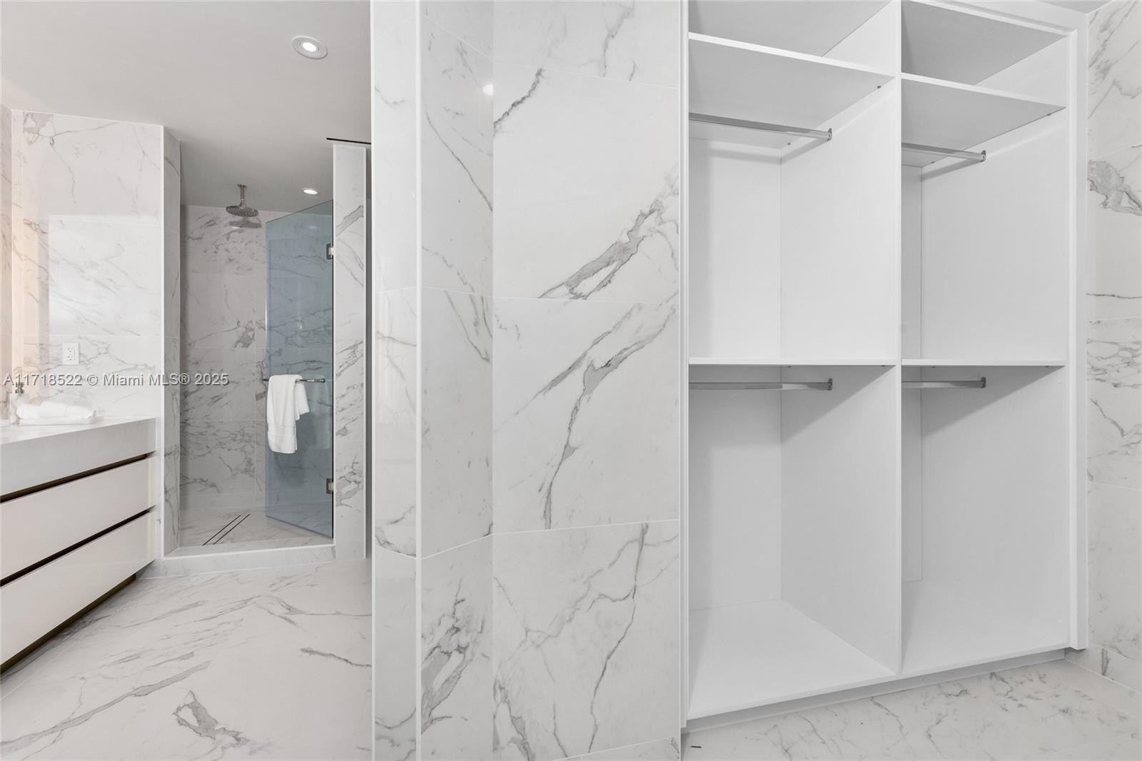 Four Seasons - Residential