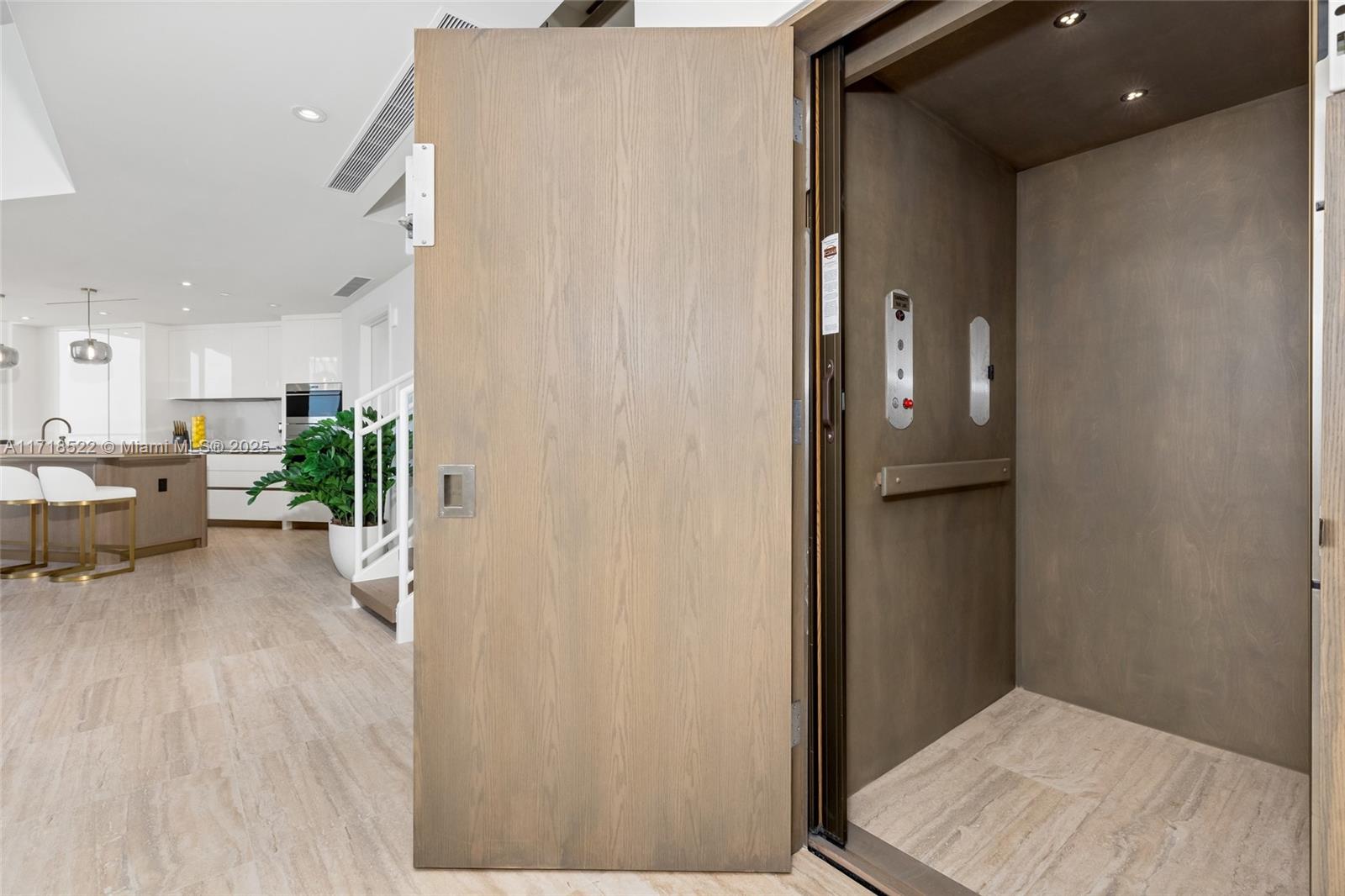 Four Seasons - Residential