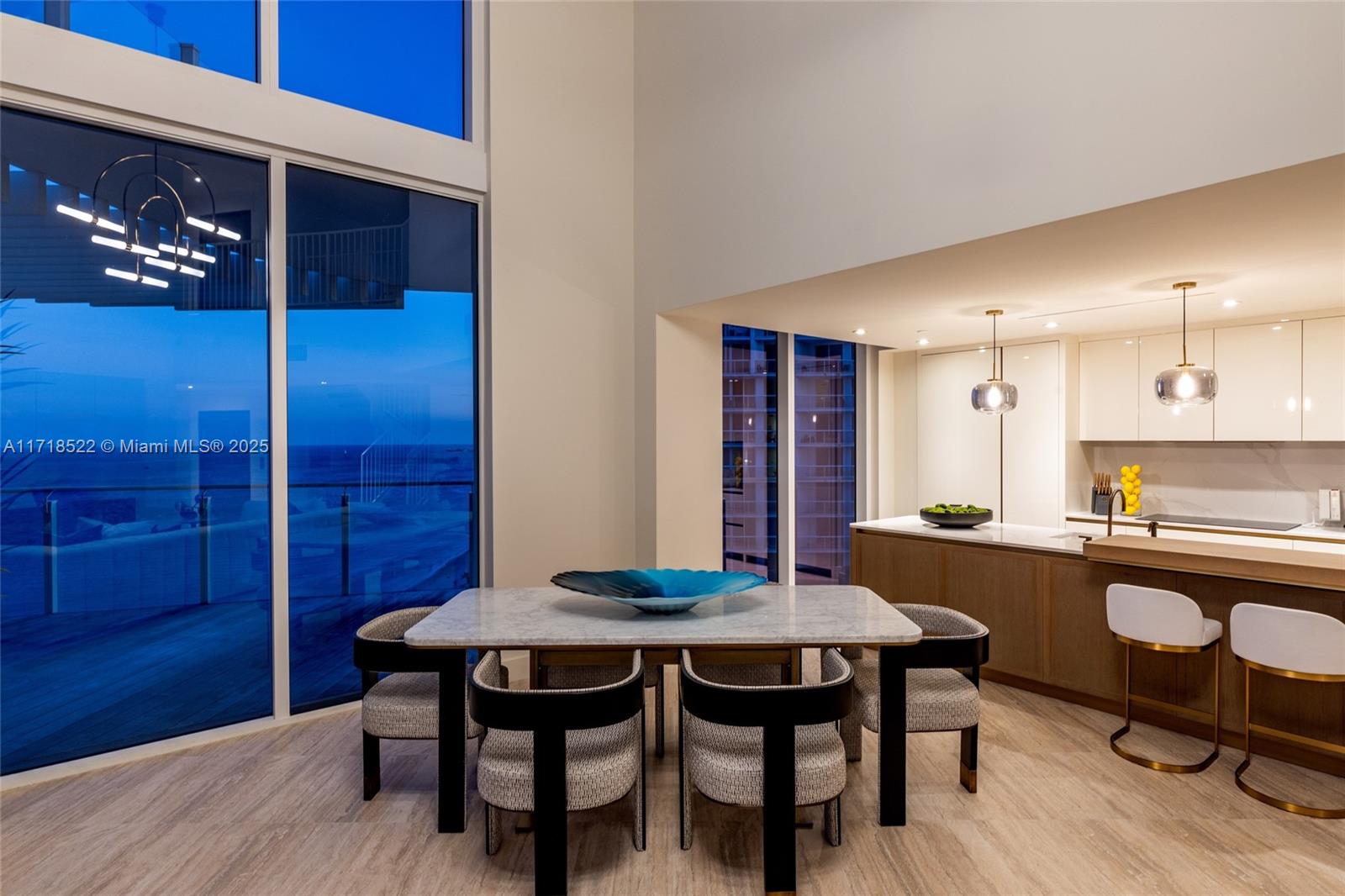 Four Seasons - Residential
