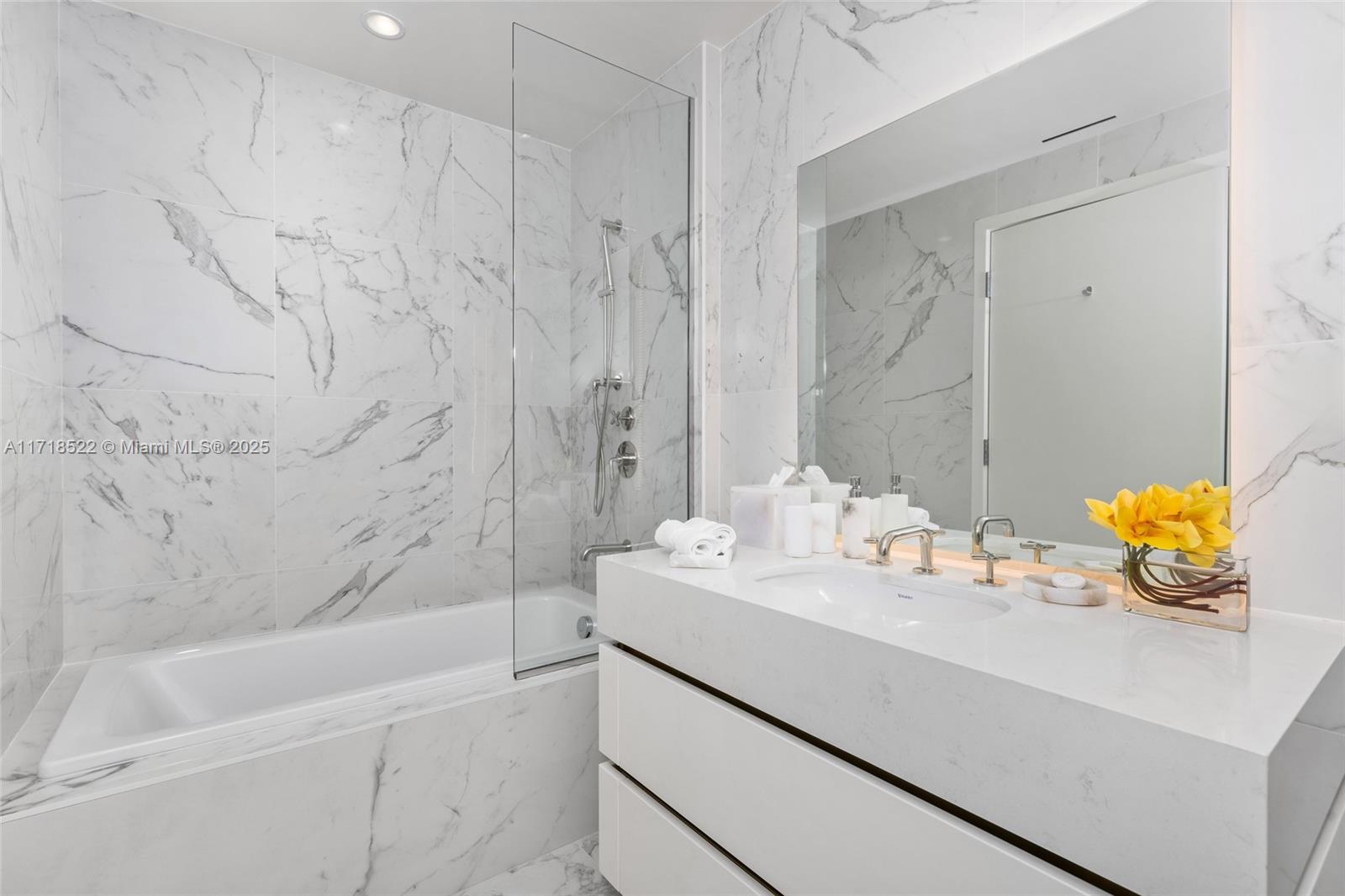 Four Seasons - Residential