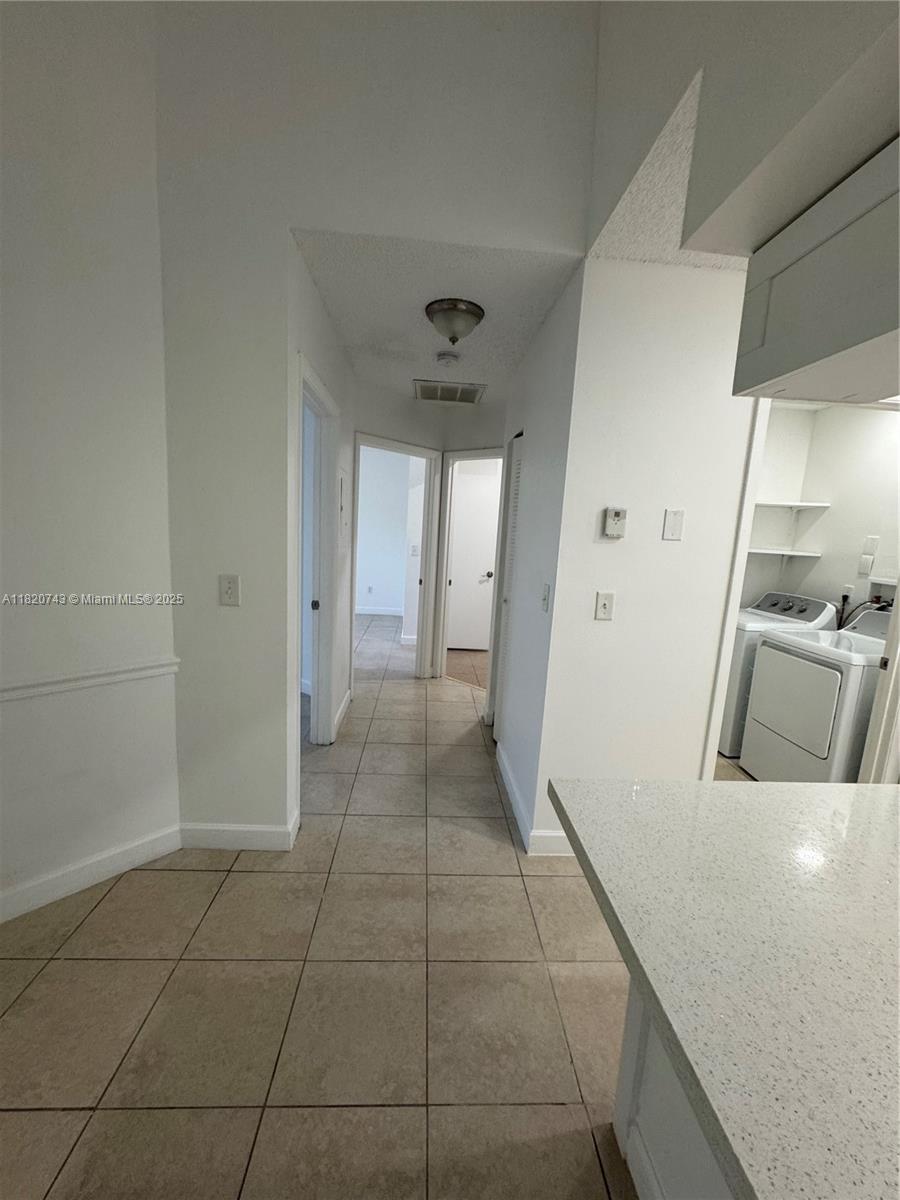 LA HACIENDA COUNTRY CLUB - Residential