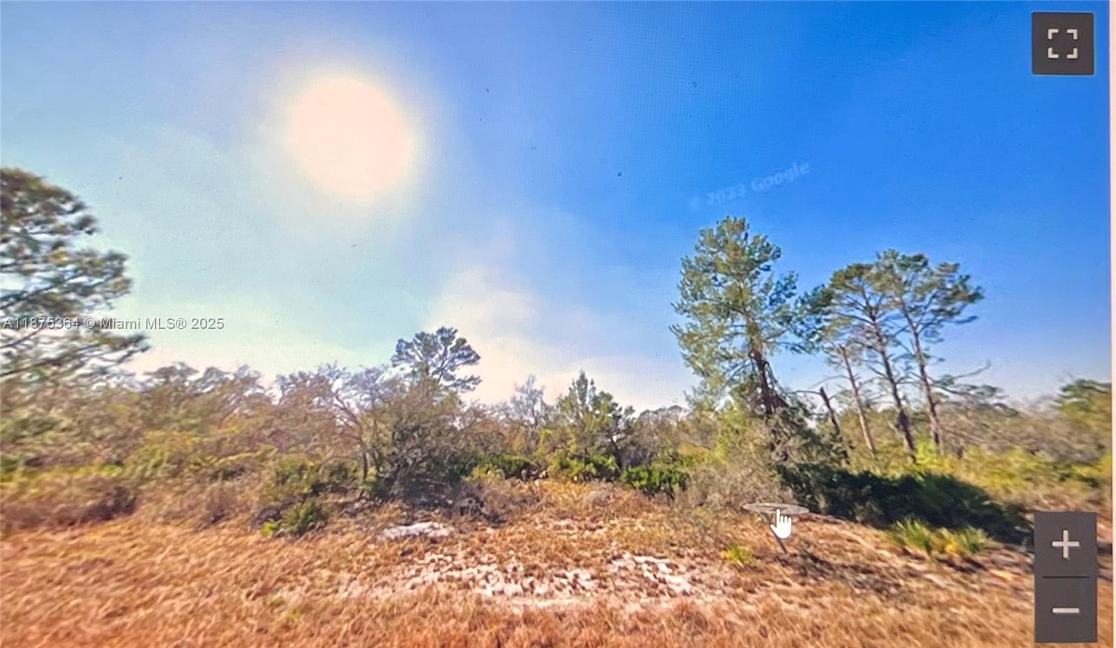 Ideal lot to built your Dream Home. Lake near by