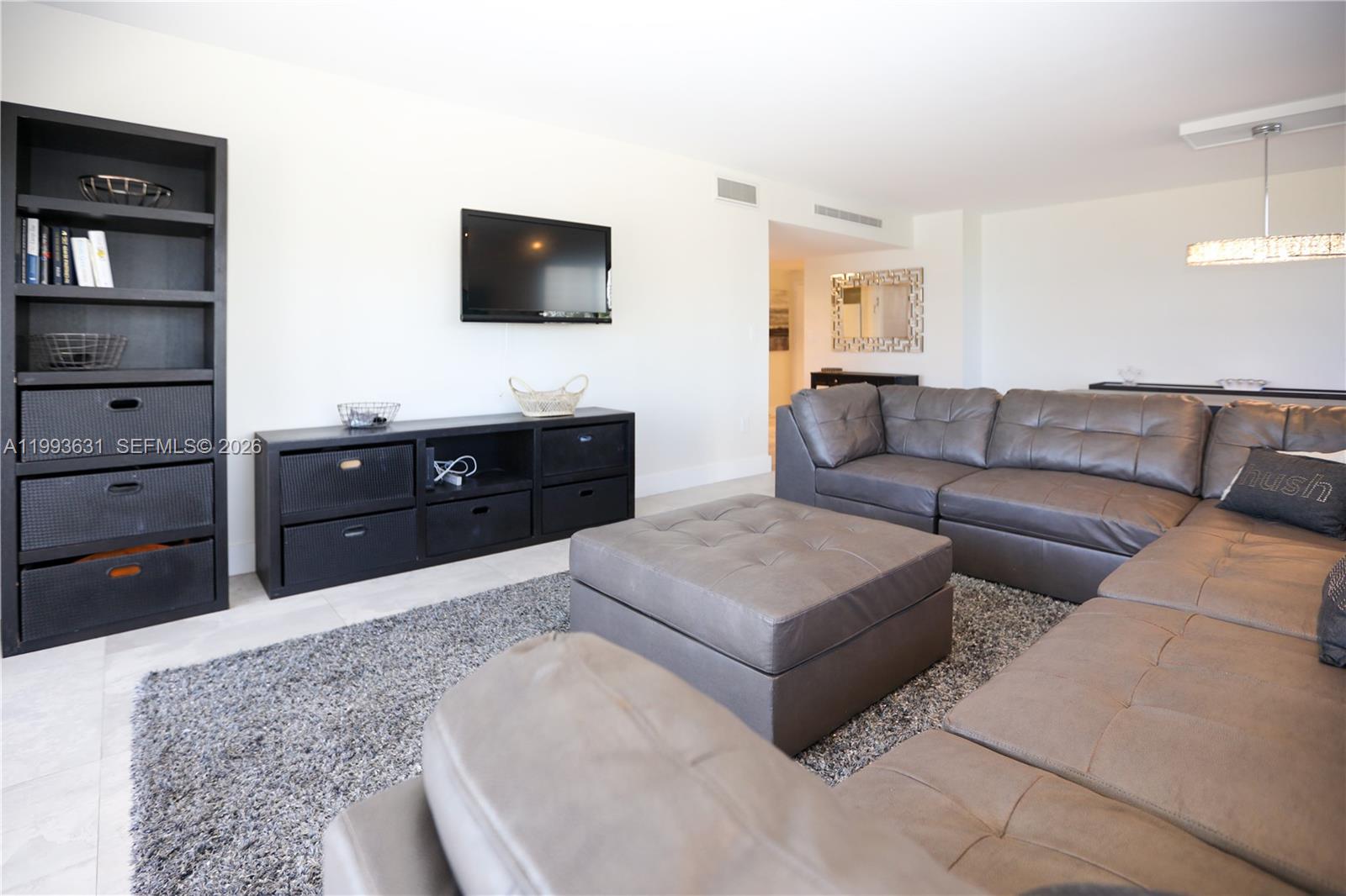 ARLEN HOUSE CONDO - Residential