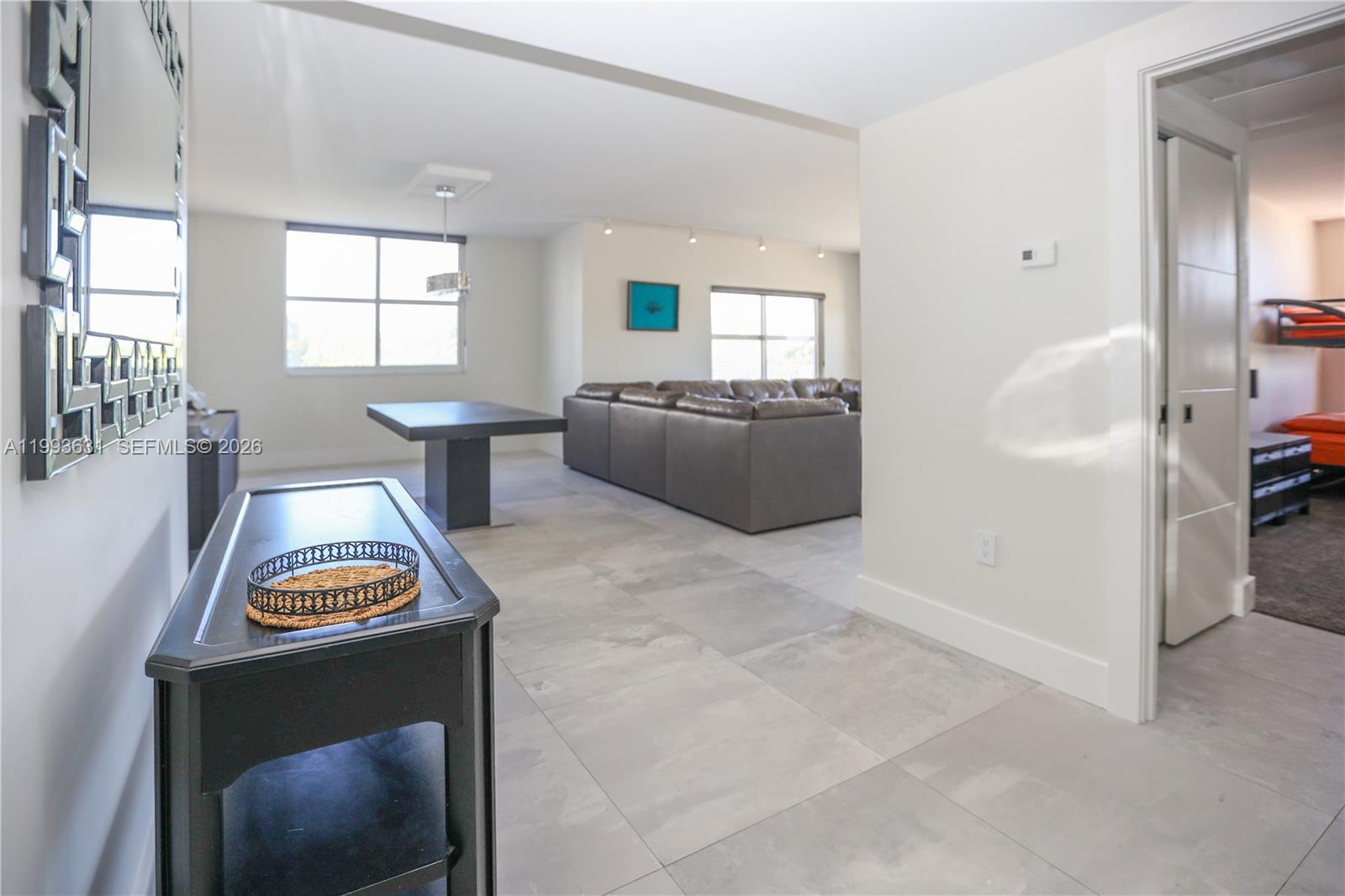 ARLEN HOUSE CONDO - Residential