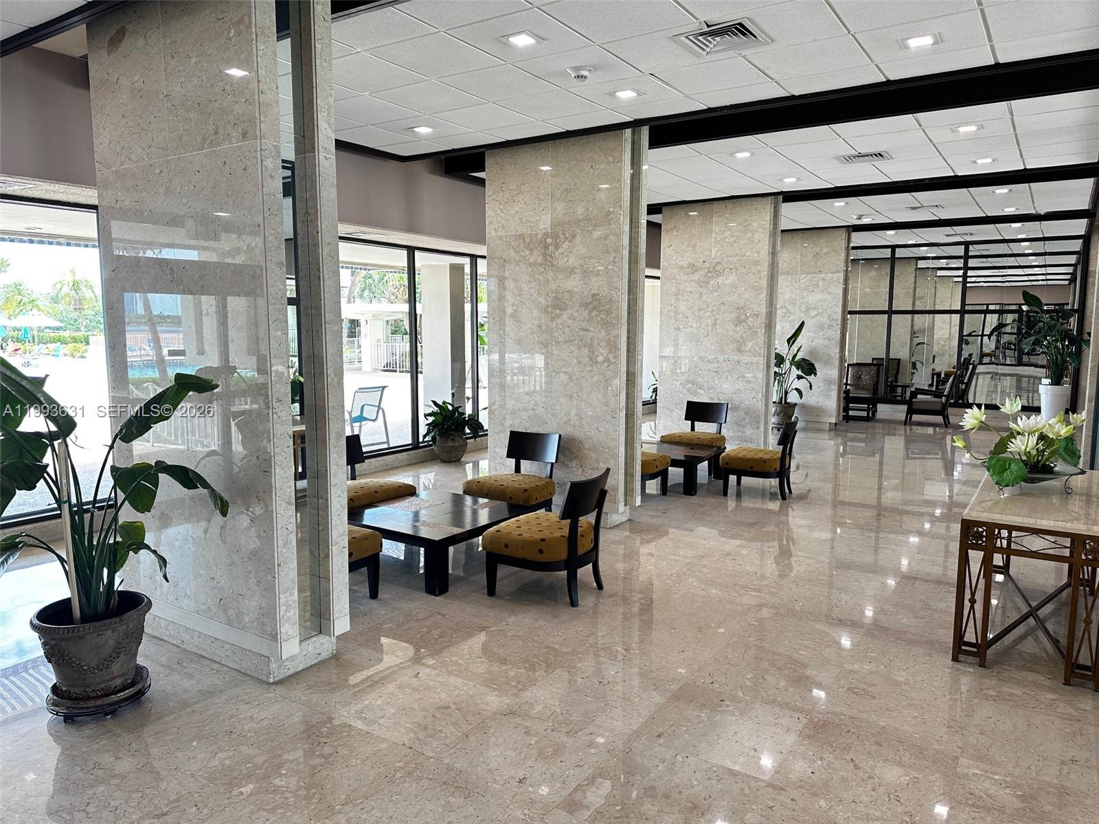 ARLEN HOUSE CONDO - Residential