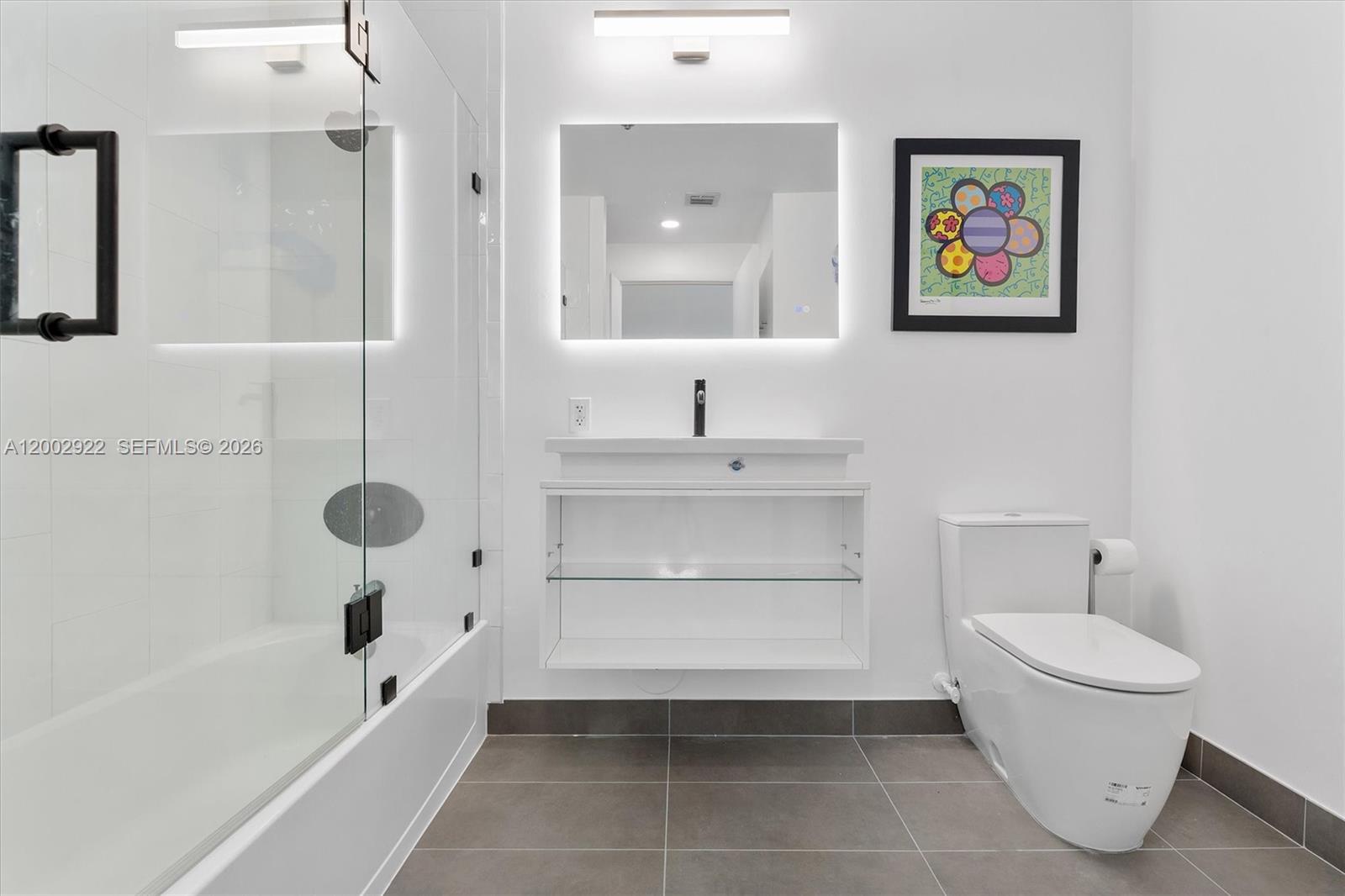 THE BANK CONDO - Residential