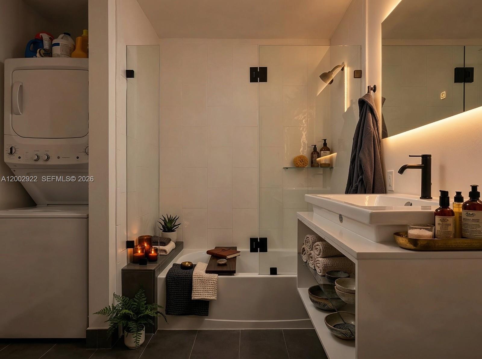 THE BANK CONDO - Residential