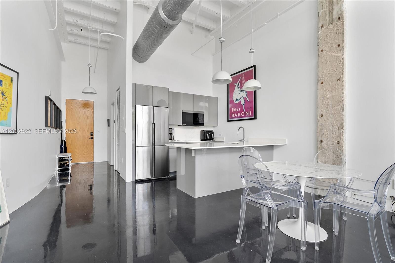 THE BANK CONDO - Residential