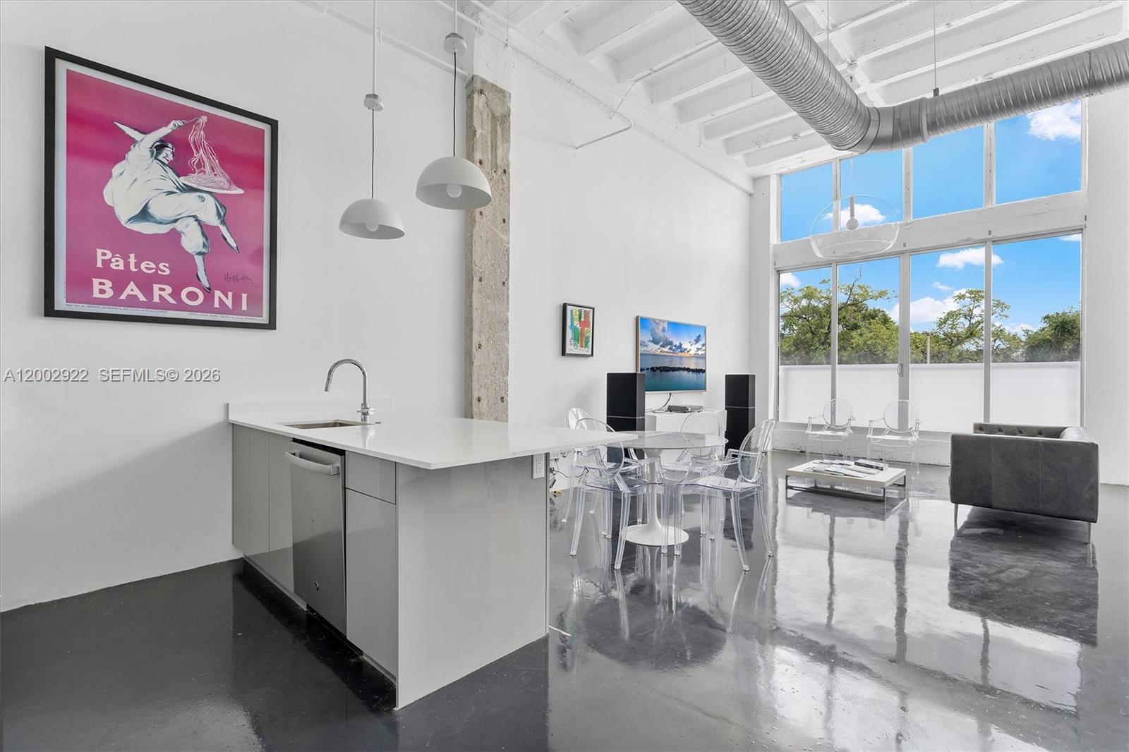 THE BANK CONDO - Residential