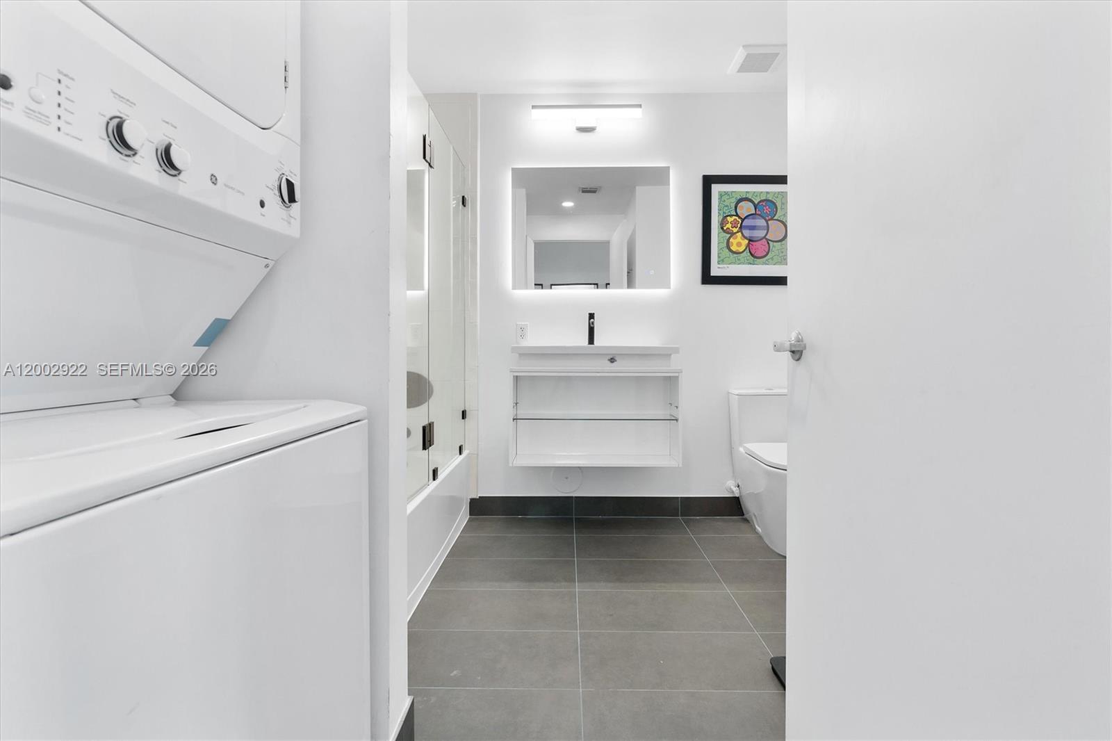 THE BANK CONDO - Residential