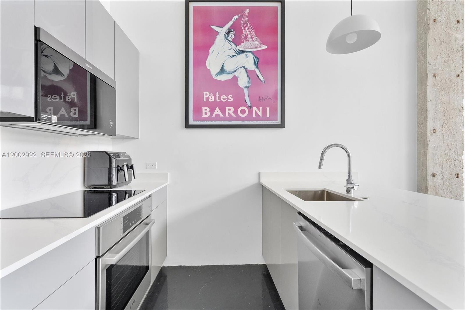 THE BANK CONDO - Residential