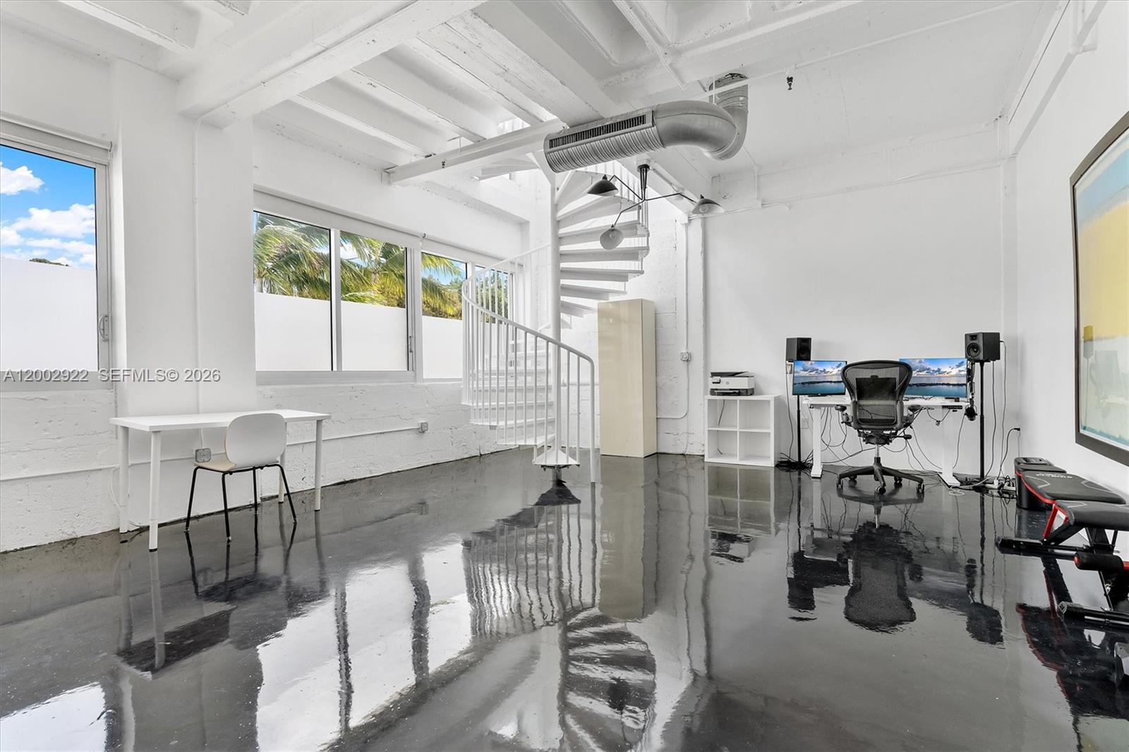 THE BANK CONDO - Residential