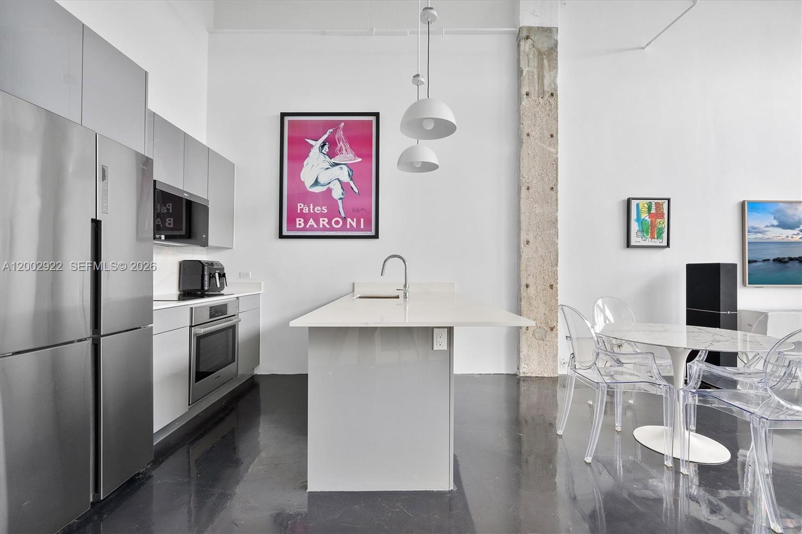 THE BANK CONDO - Residential