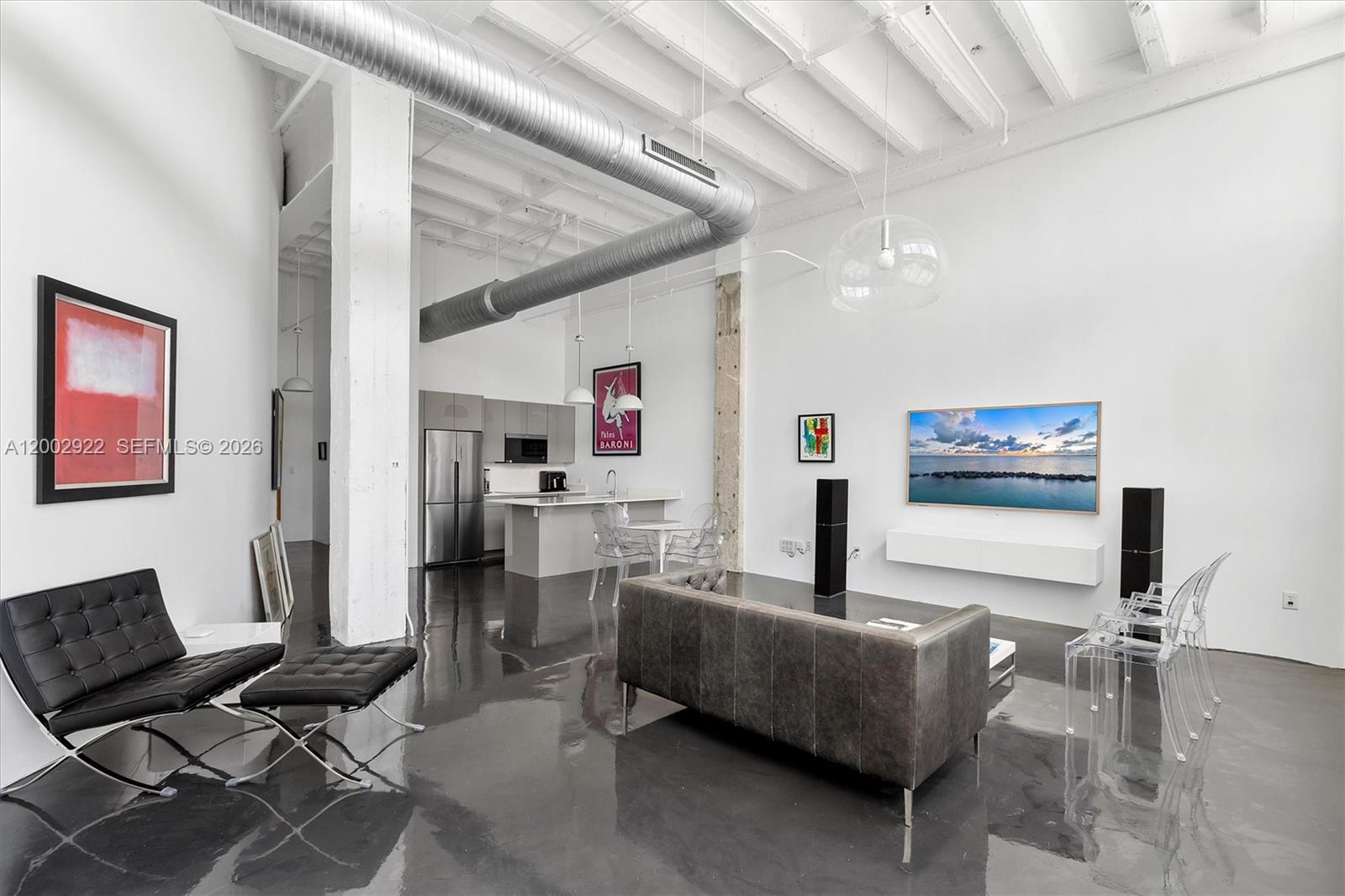 THE BANK CONDO - Residential