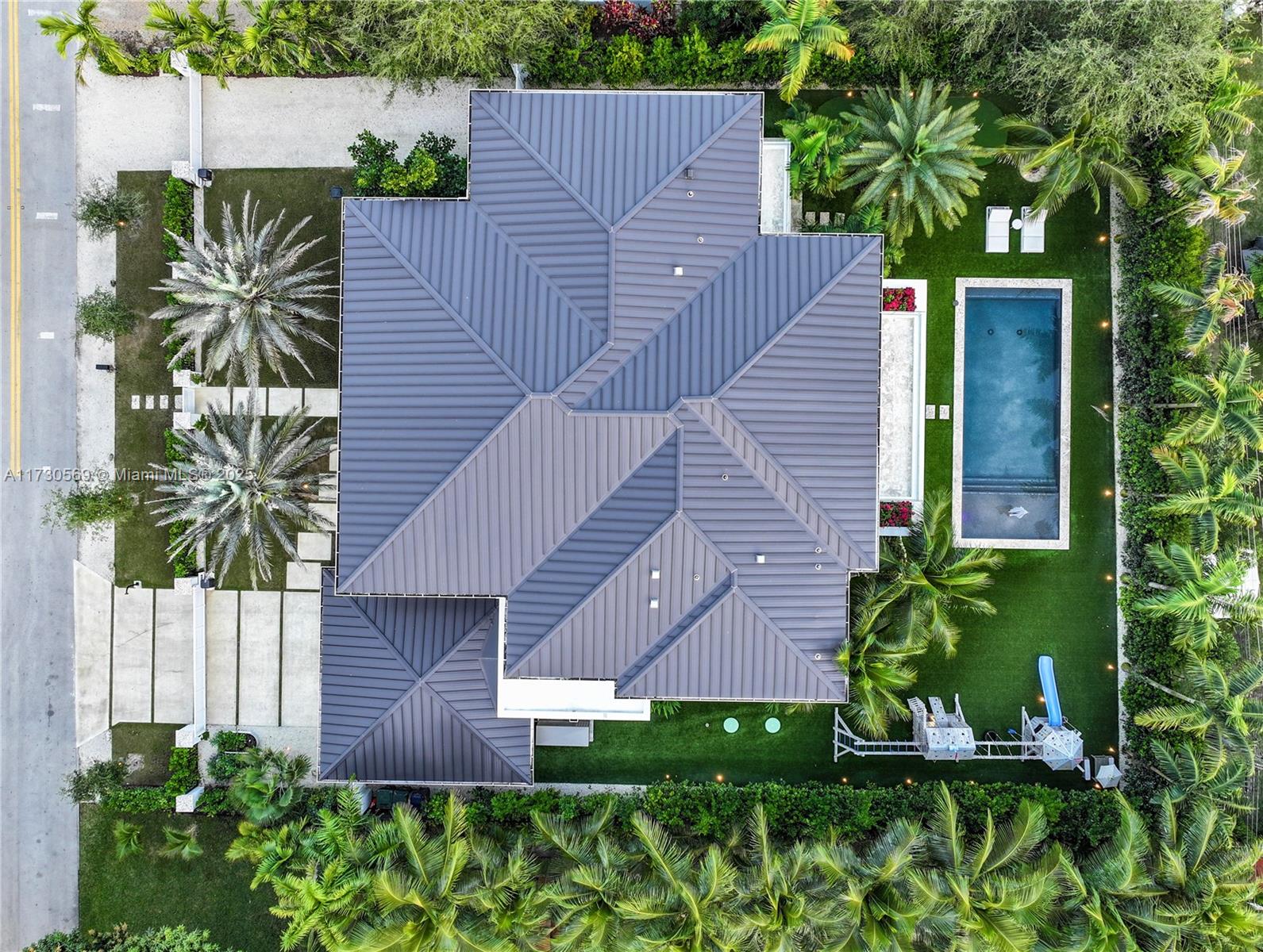 MANGO TERRACE - Residential