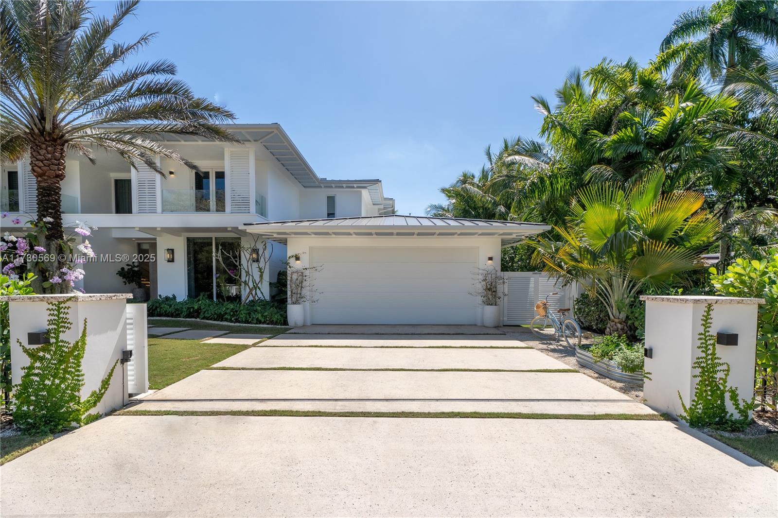 MANGO TERRACE - Residential