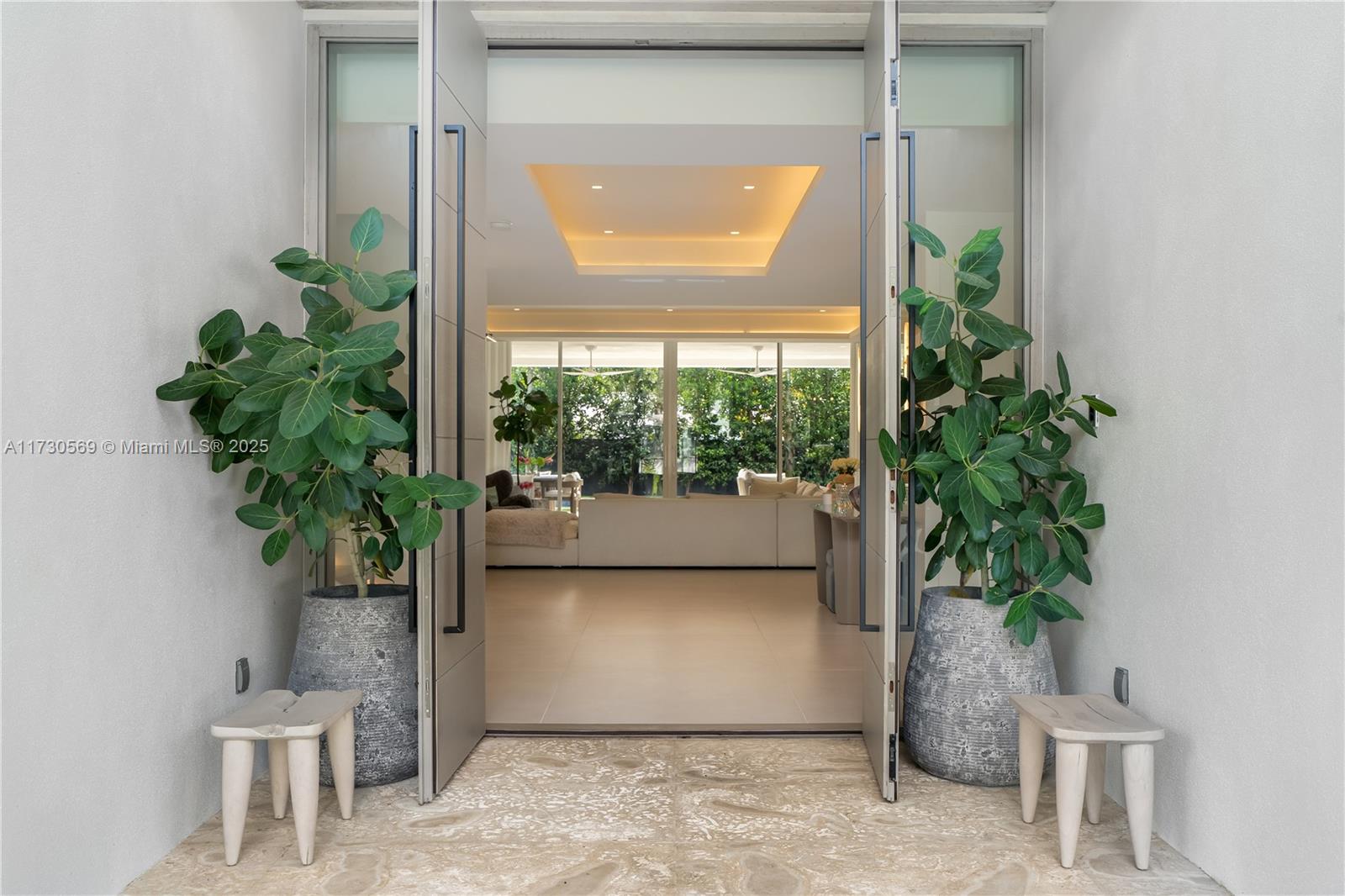 MANGO TERRACE - Residential